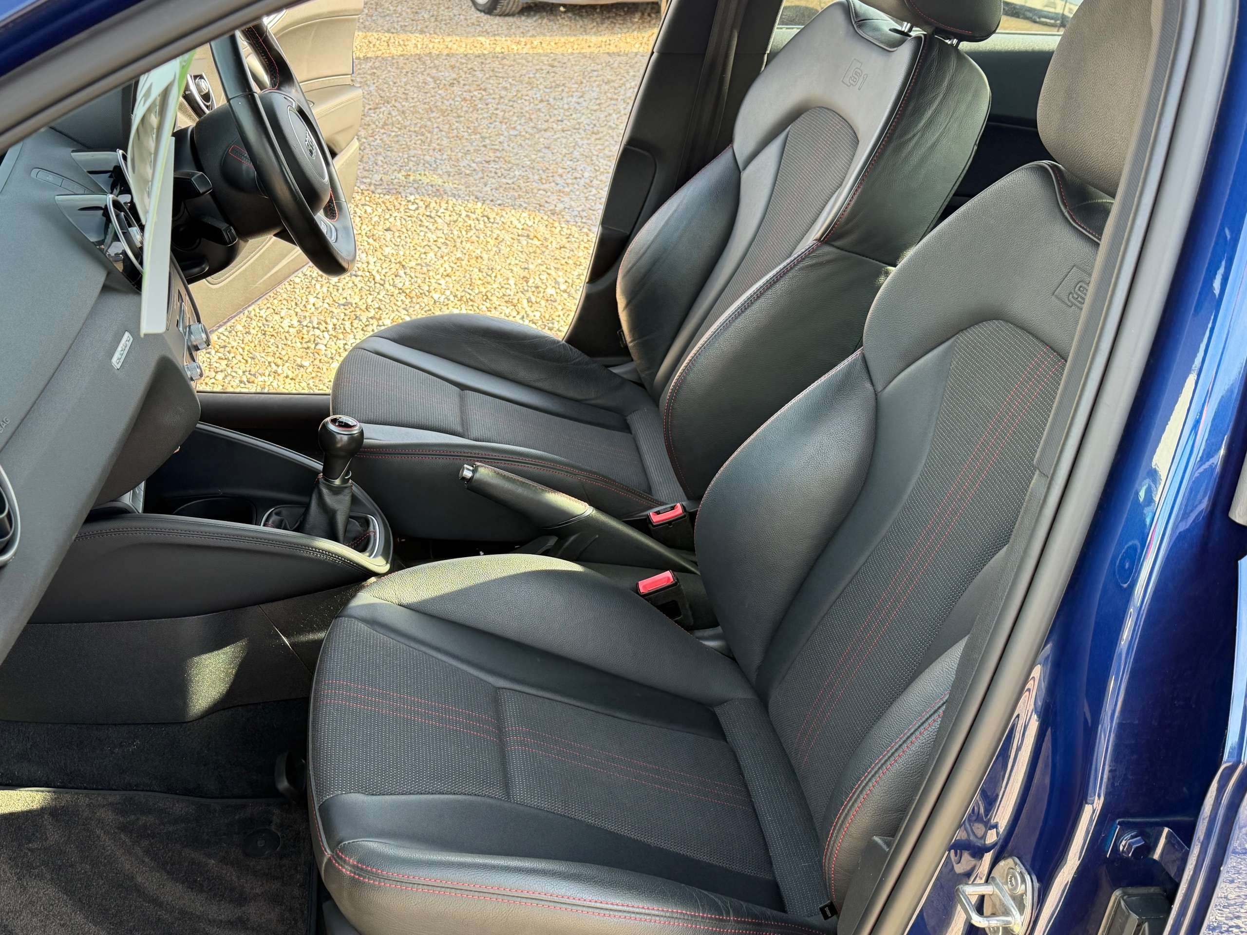 2015 AUDI S1 2015 AUDI S1