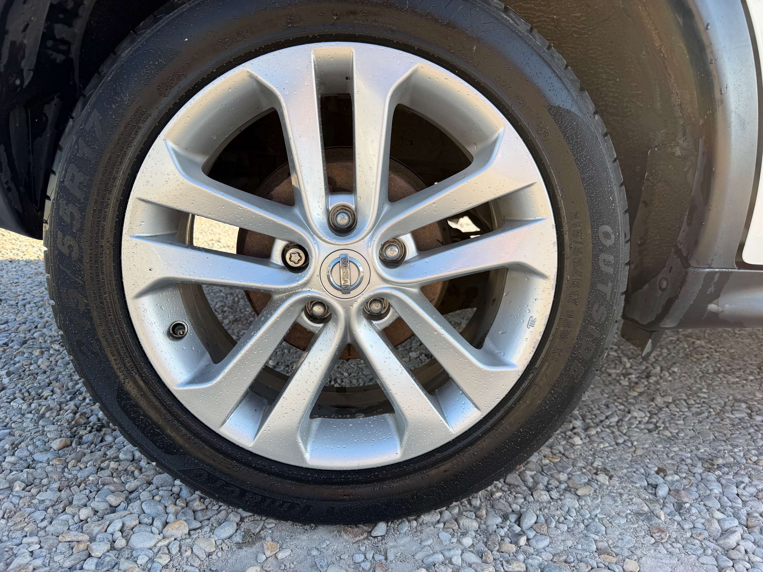 A 2017 NISSAN JUKE 1.5 dCi N-Connecta SUV 5dr Diesel Manual Euro 6 (s/s) (110 ps) A 2017 NISSAN JUKE 1.5 dCi N-Connecta SUV 5dr Diesel Manual Euro 6 (s/s) (110 ps)