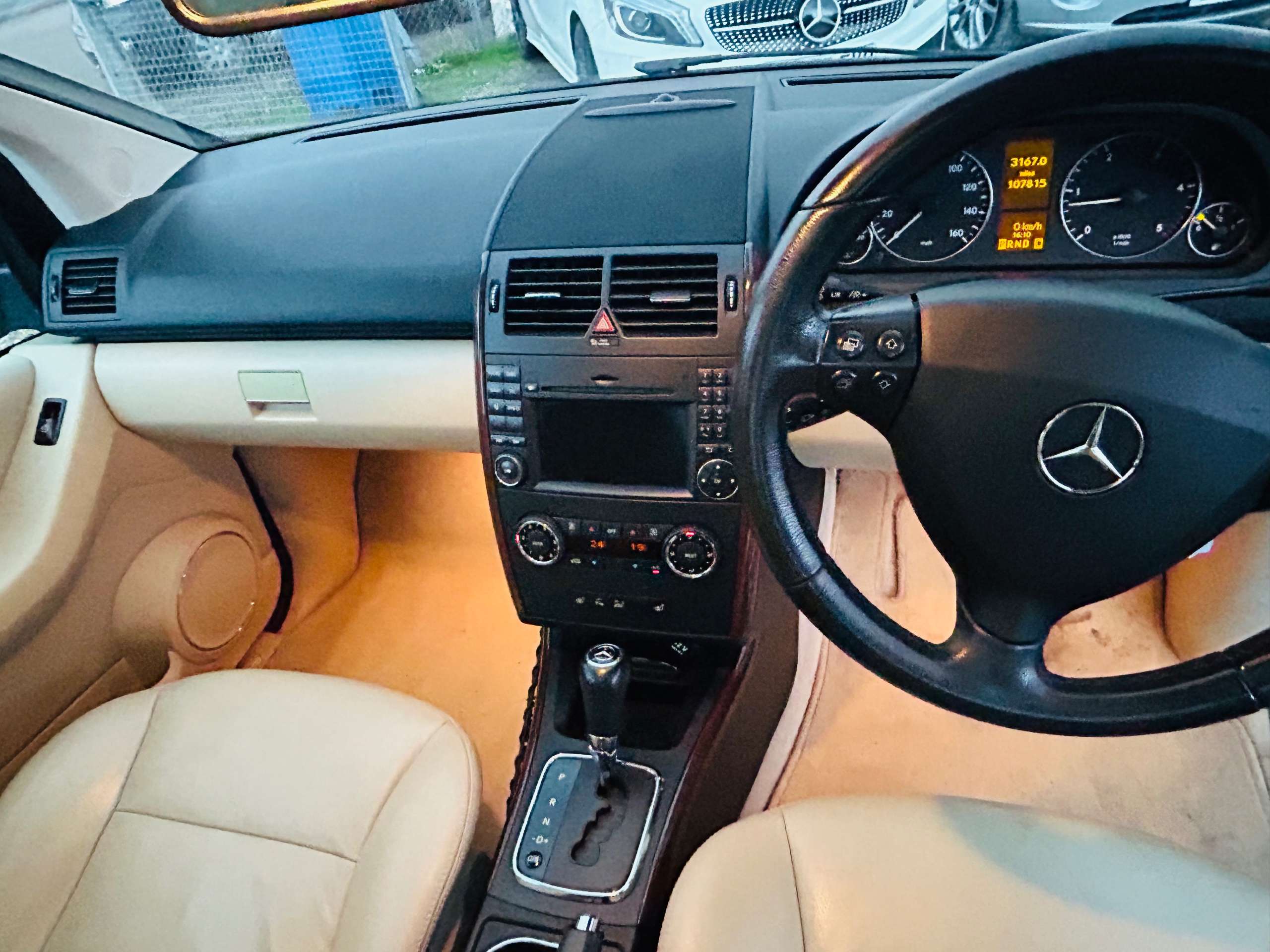 2011 MERCEDES-BENZ A CLASS 2011 MERCEDES-BENZ A CLASS