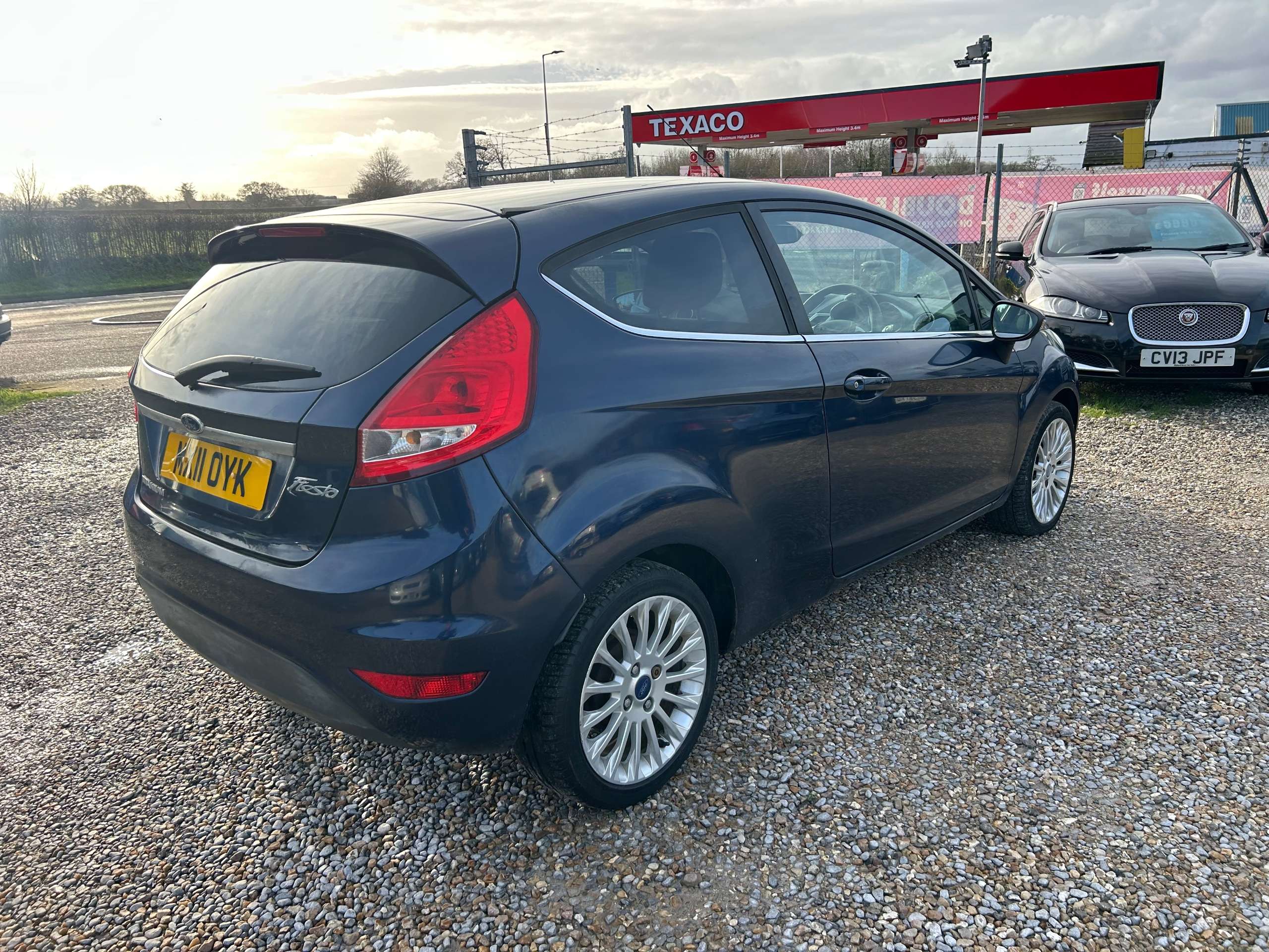 2011 FORD FIESTA 2011 FORD FIESTA
