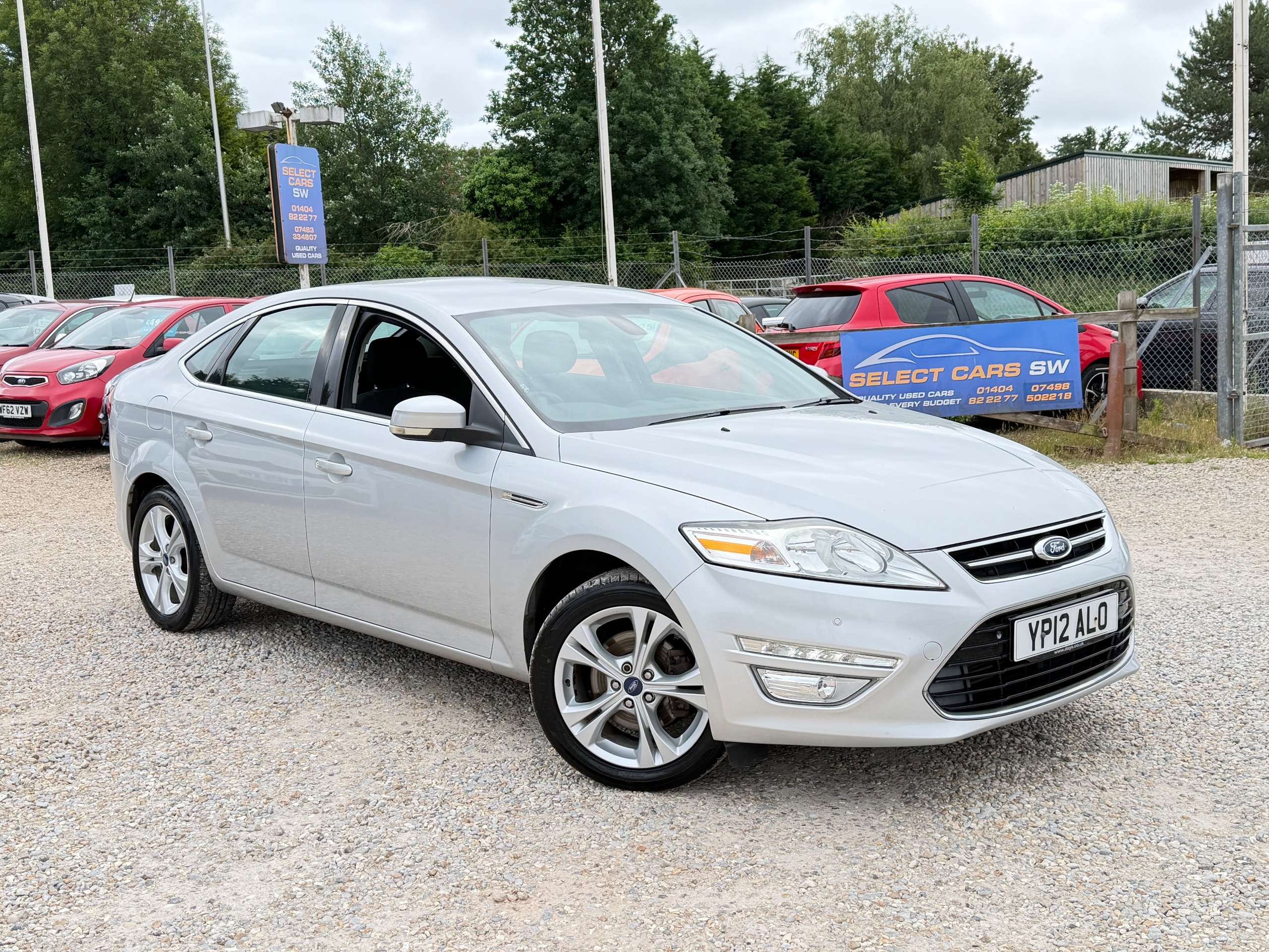 A 2012 FORD MONDEO 1.6T EcoBoost Titanium Hatchback 5dr Petrol Manual Euro 5 (160 ps) A 2012 FORD MONDEO 1.6T EcoBoost Titanium Hatchback 5dr Petrol Manual Euro 5 (160 ps)
