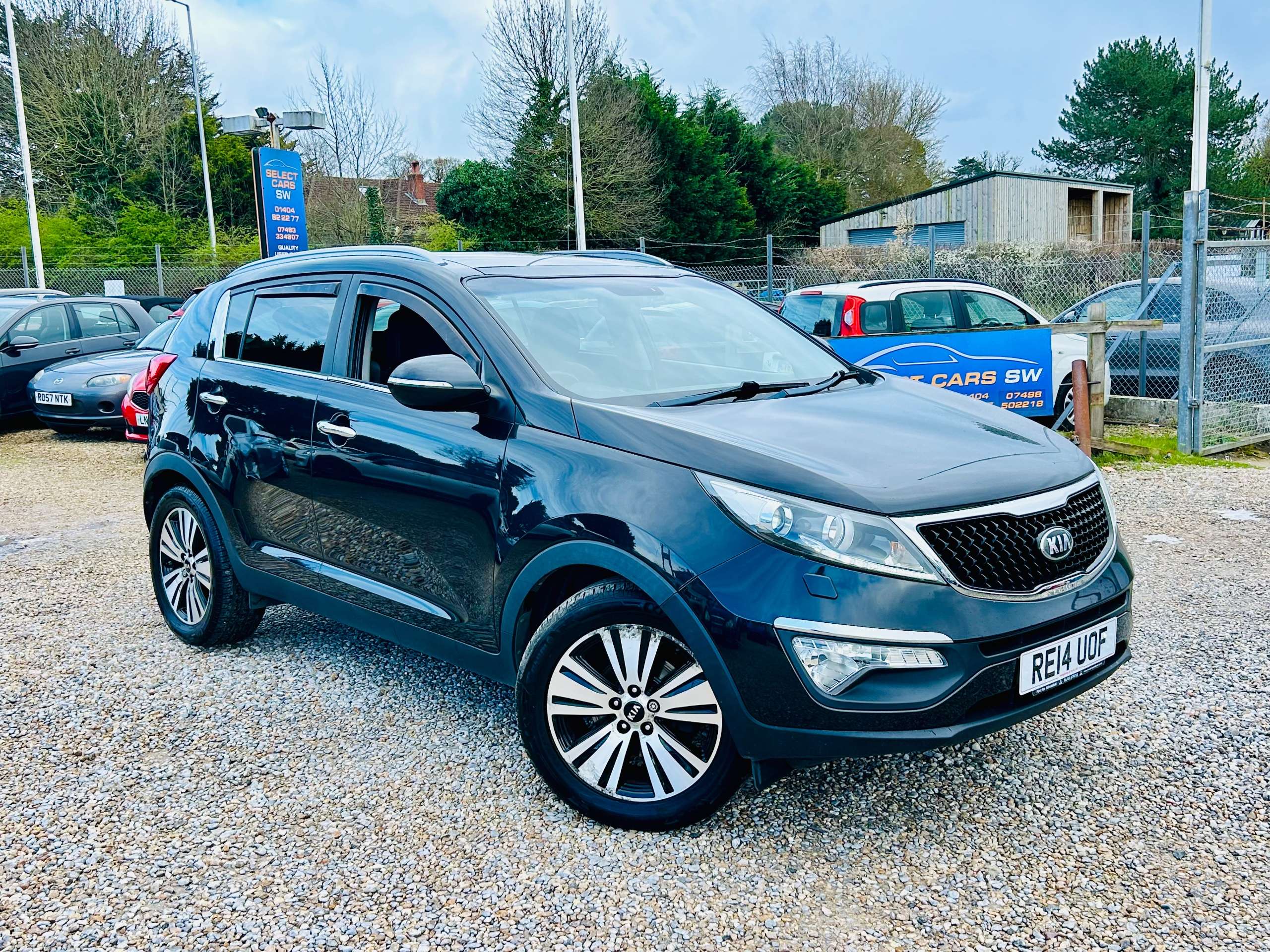 A 2014 KIA SPORTAGE 1.7 CRDi EcoDynamics 3 SUV 5dr Diesel Manual 2WD Euro 5 (s/s) (114 bhp) A 2014 KIA SPORTAGE 1.7 CRDi EcoDynamics 3 SUV 5dr Diesel Manual 2WD Euro 5 (s/s) (114 bhp)
