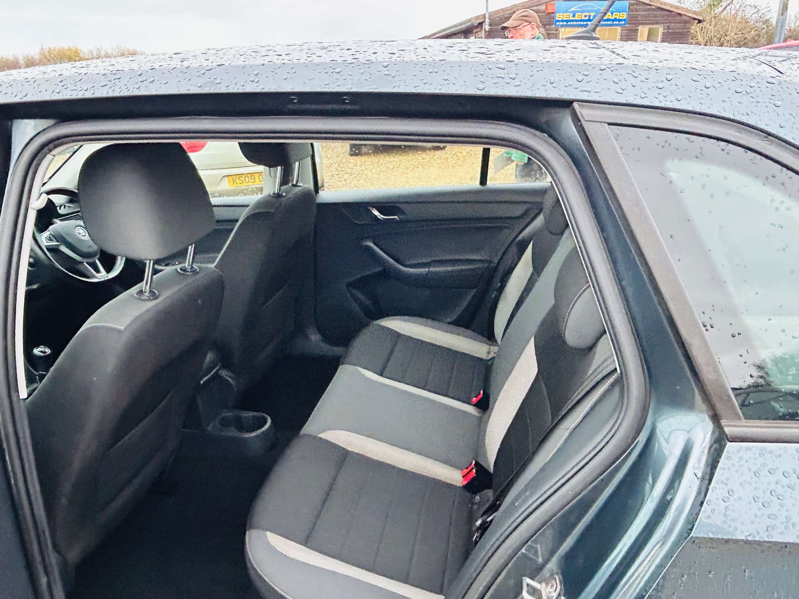 2017 SKODA RAPID SPACEBACK 2017 SKODA RAPID SPACEBACK