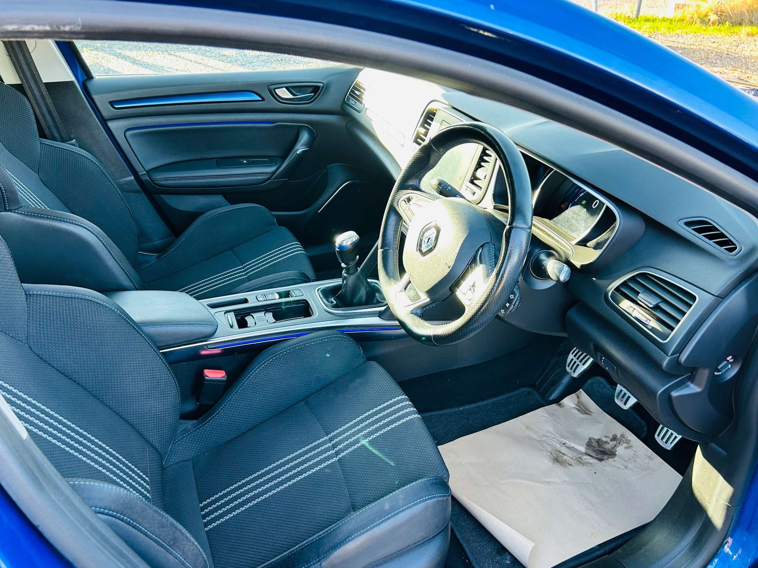 A 2019 RENAULT MEGANE 1.5 Blue dCi GT Line Hatchback 5dr Diesel Manual Euro 6 (s/s) (115 ps) A 2019 RENAULT MEGANE 1.5 Blue dCi GT Line Hatchback 5dr Diesel Manual Euro 6 (s/s) (115 ps)