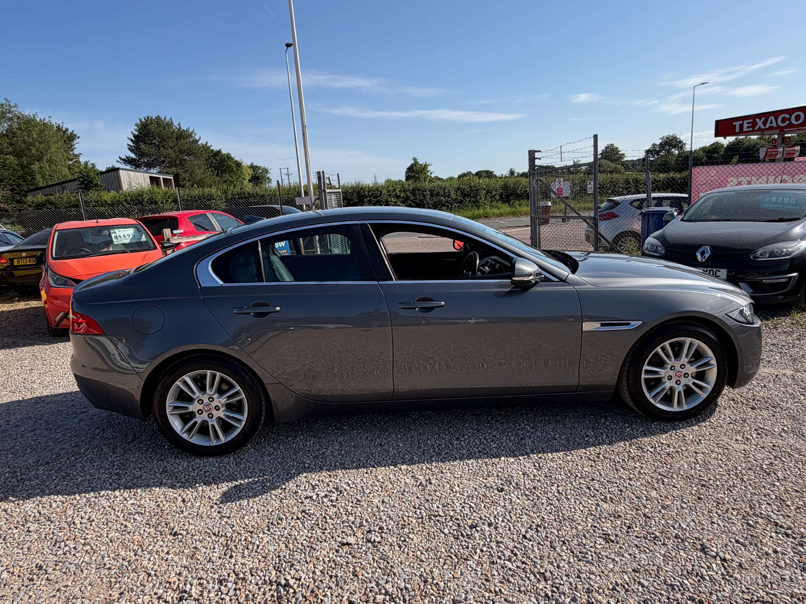 2015 JAGUAR XE 2015 JAGUAR XE