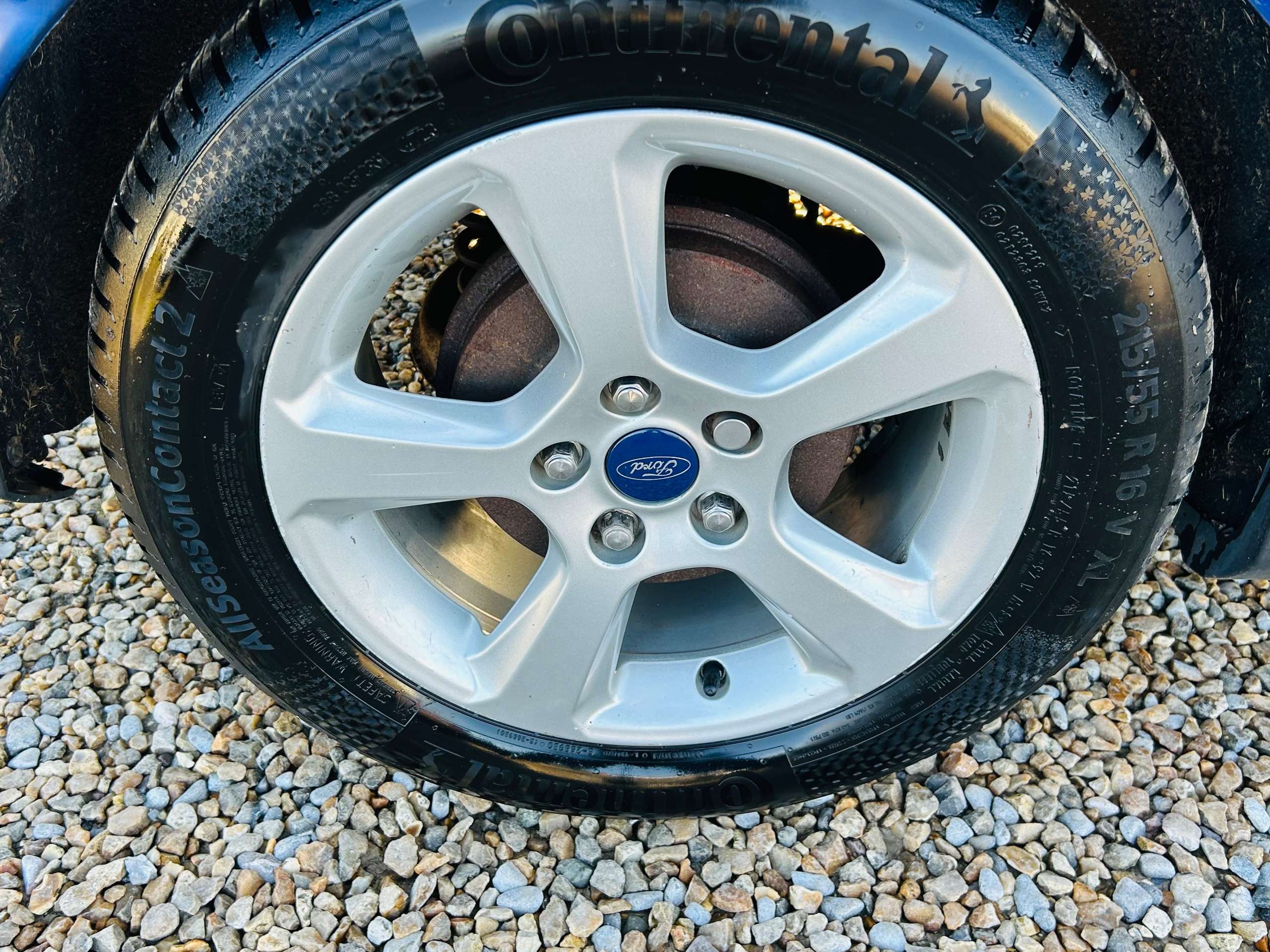 A 2014 FORD FOCUS 1.6 Zetec Navigator Hatchback 5dr Petrol Manual Euro 5 (105 ps) A 2014 FORD FOCUS 1.6 Zetec Navigator Hatchback 5dr Petrol Manual Euro 5 (105 ps)