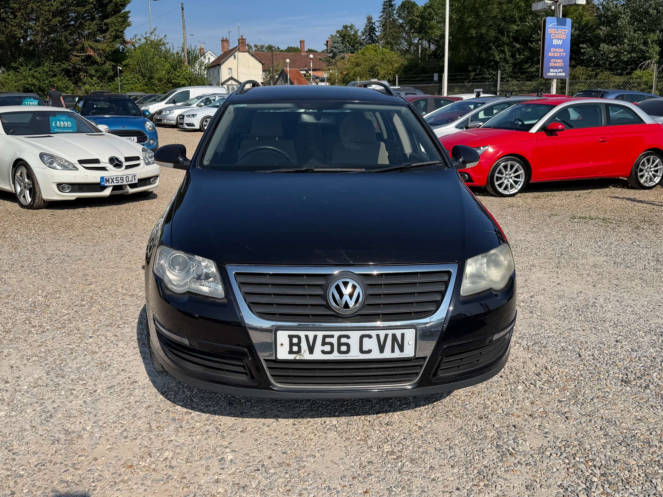 A 2006 VOLKSWAGEN PASSAT 2.0 FSI SE Estate 5dr Petrol Manual Euro 4 (150 ps) A 2006 VOLKSWAGEN PASSAT 2.0 FSI SE Estate 5dr Petrol Manual Euro 4 (150 ps)