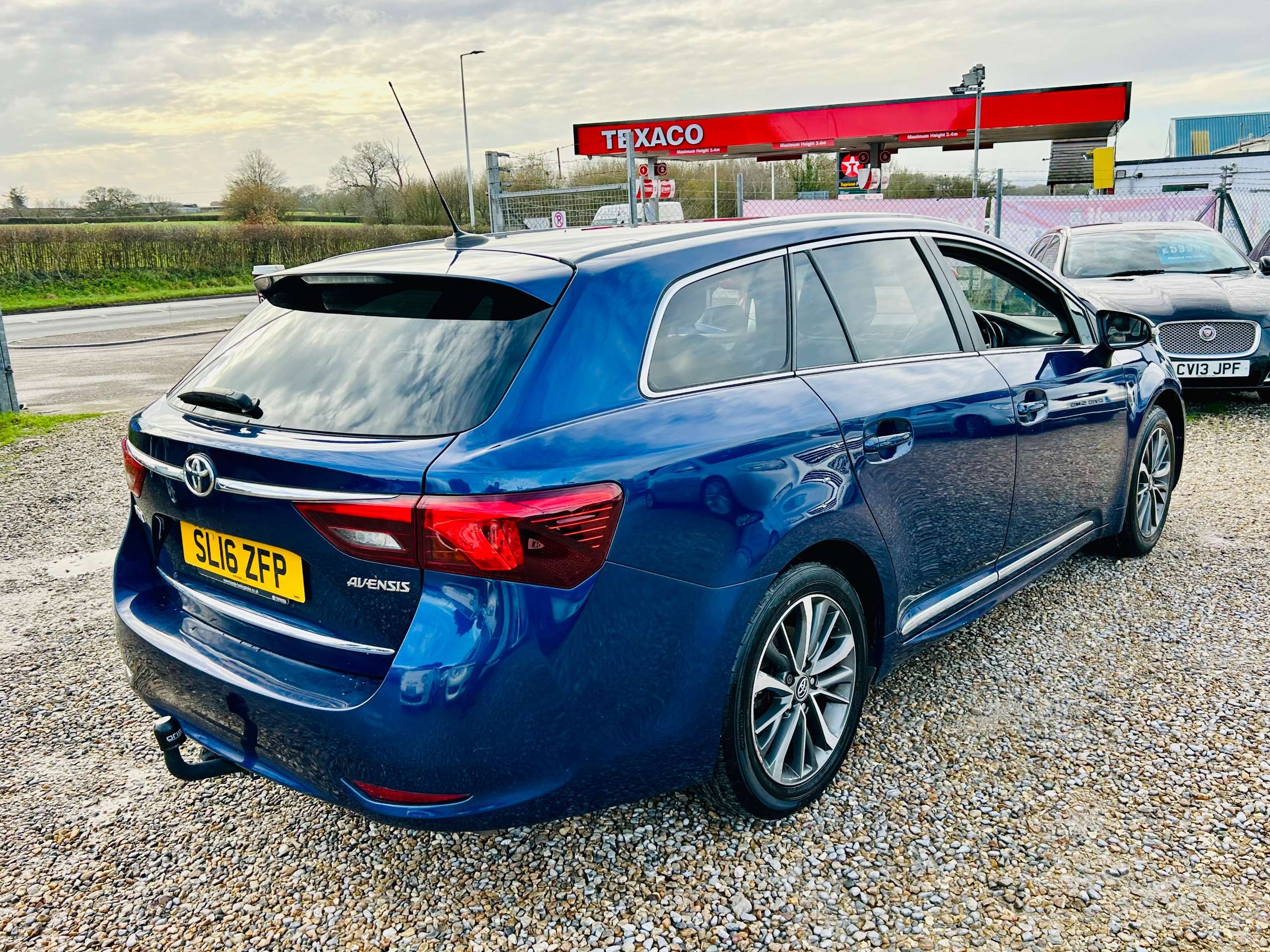 2016 TOYOTA AVENSIS 2016 TOYOTA AVENSIS