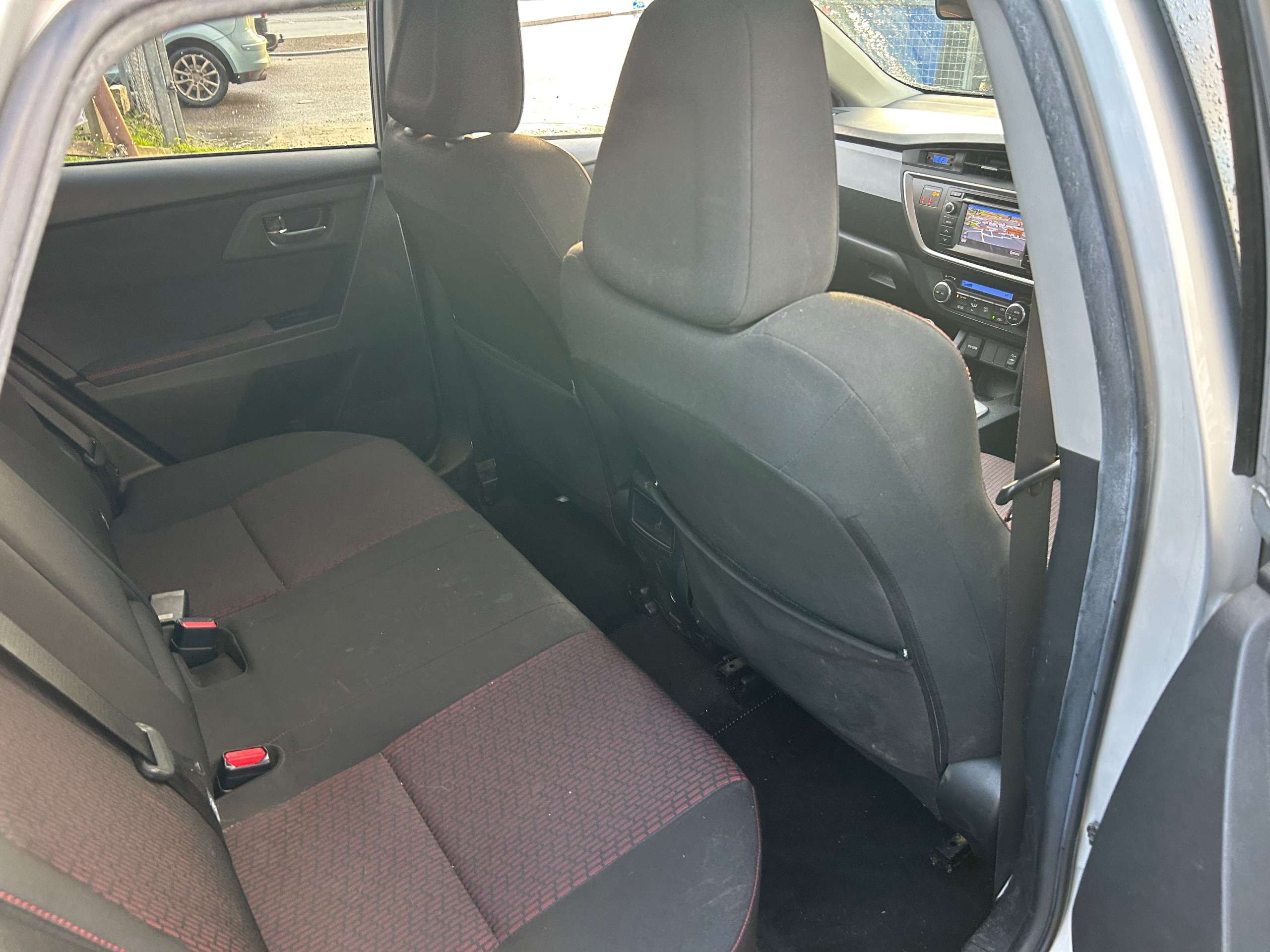 2012 TOYOTA AURIS 2012 TOYOTA AURIS