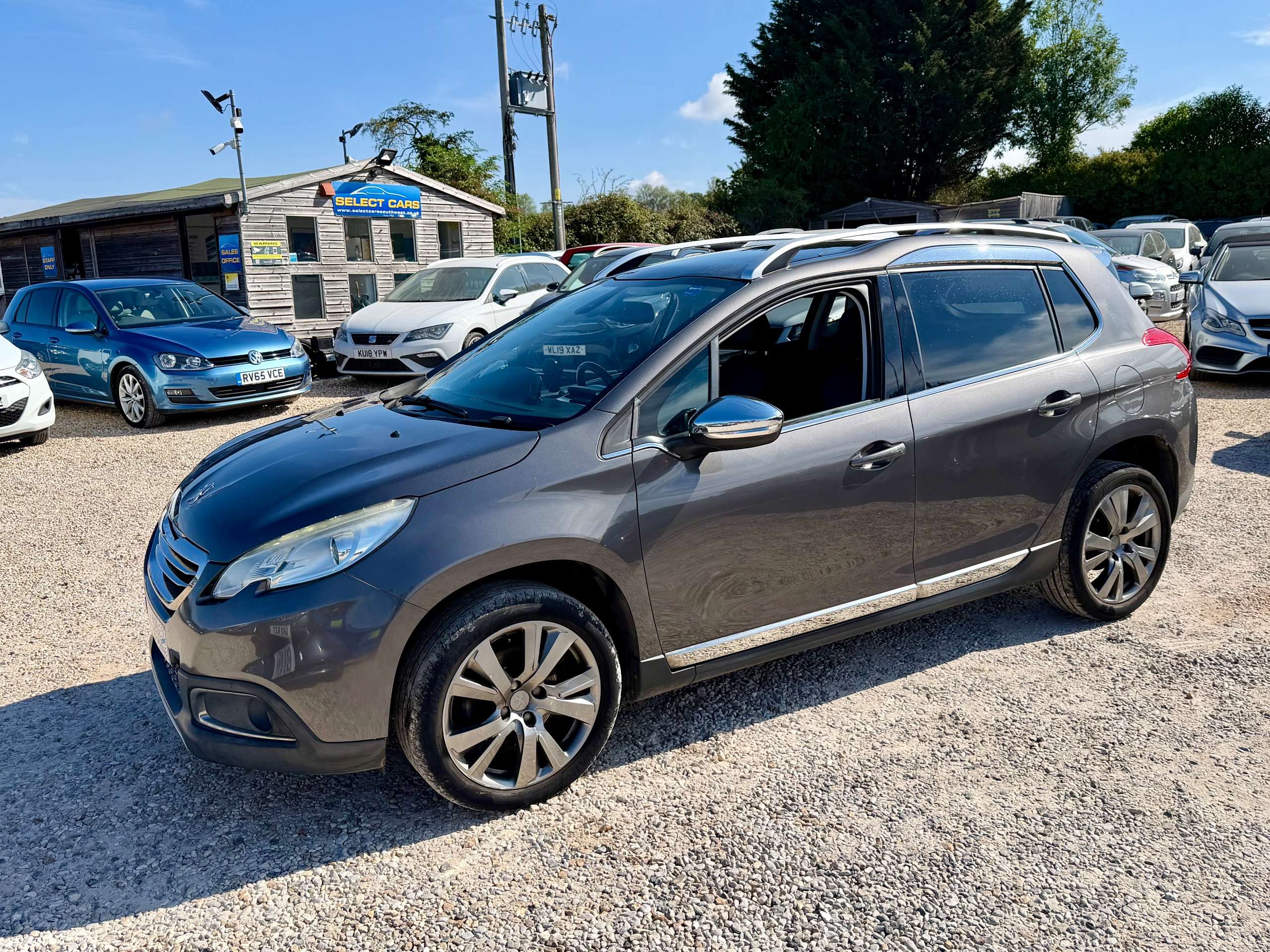 2014 PEUGEOT 2008 2014 PEUGEOT 2008