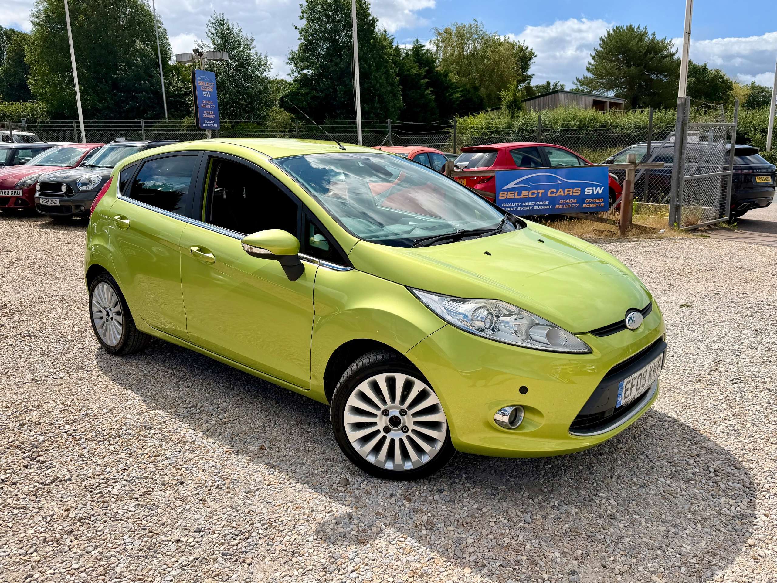 A 2009 FORD FIESTA TITANIUM A 2009 FORD FIESTA TITANIUM
