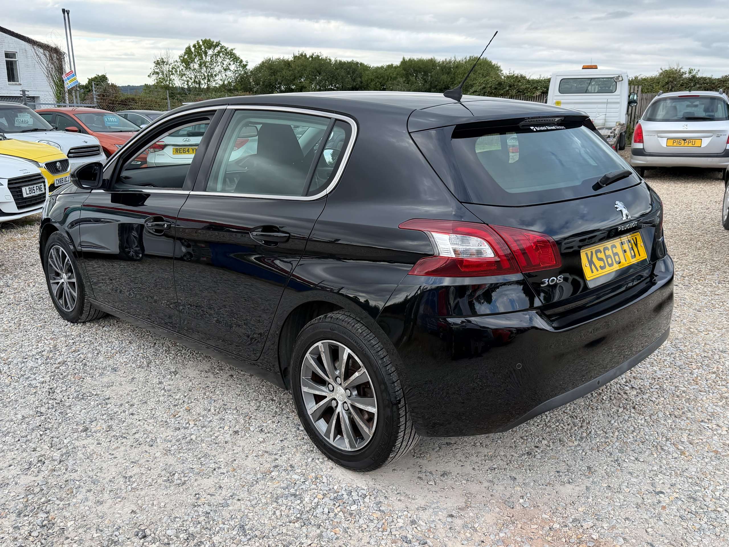2016 PEUGEOT 308 2016 PEUGEOT 308