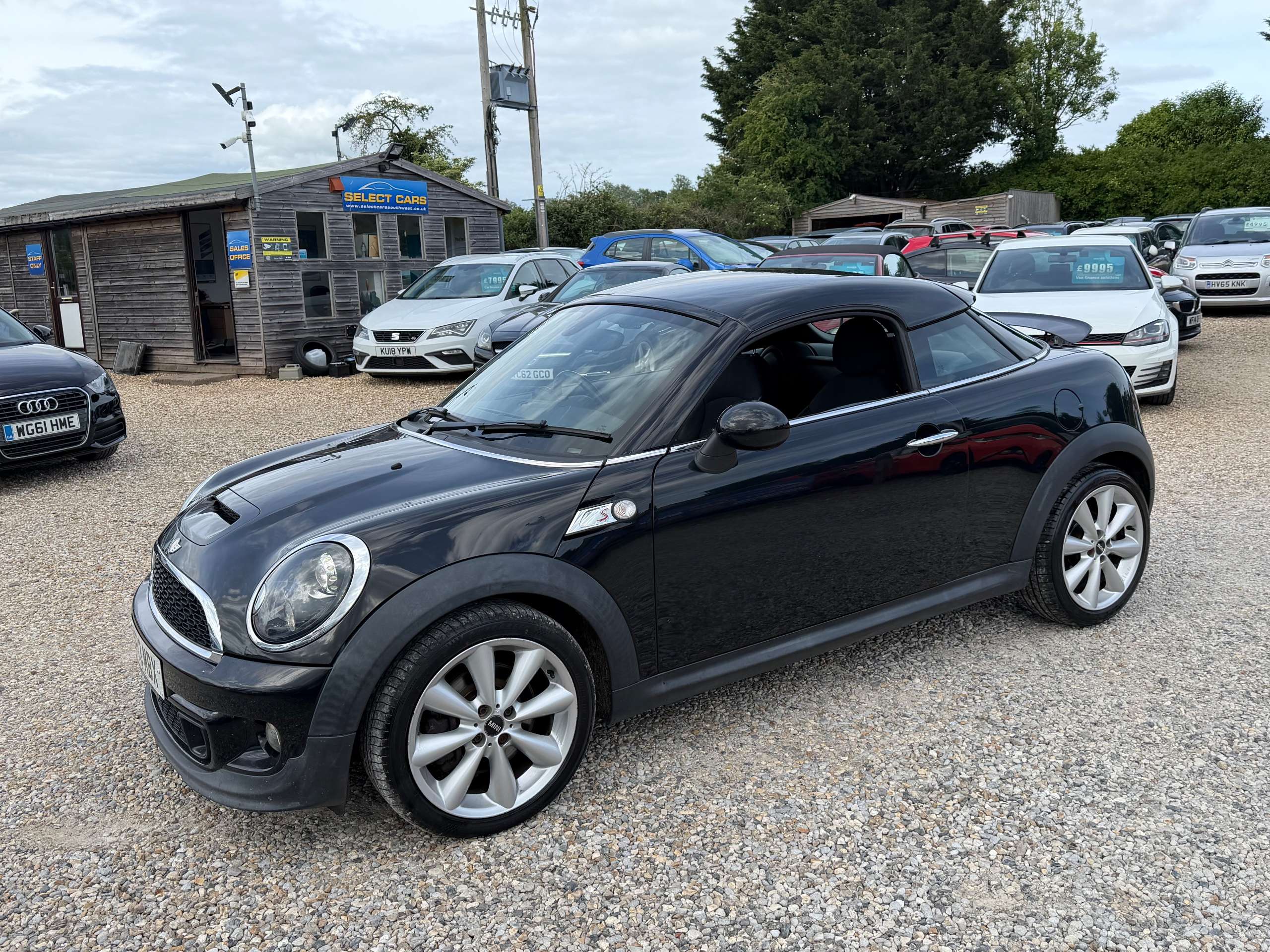 A 2013 MINI COUPE 1.6 Cooper S Coupe 2dr Petrol Manual Euro 5 (s/s) (184 ps) A 2013 MINI COUPE 1.6 Cooper S Coupe 2dr Petrol Manual Euro 5 (s/s) (184 ps)
