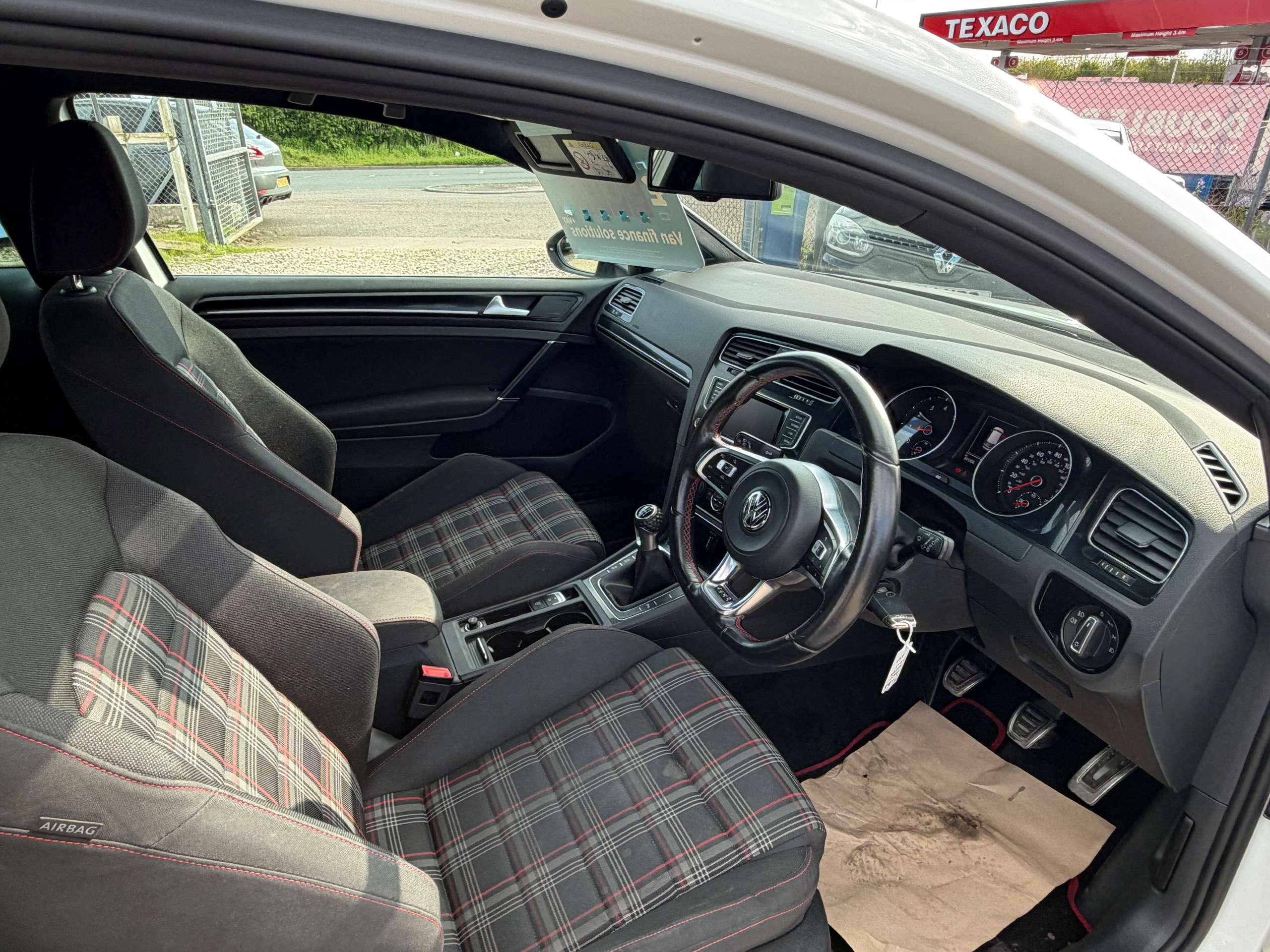 A 2015 VOLKSWAGEN GOLF 2.0 TSI BlueMotion Tech GTI Launch Hatchback 3dr Petrol Manual Euro 6 (s/s) (220 ps) A 2015 VOLKSWAGEN GOLF 2.0 TSI BlueMotion Tech GTI Launch Hatchback 3dr Petrol Manual Euro 6 (s/s) (220 ps)