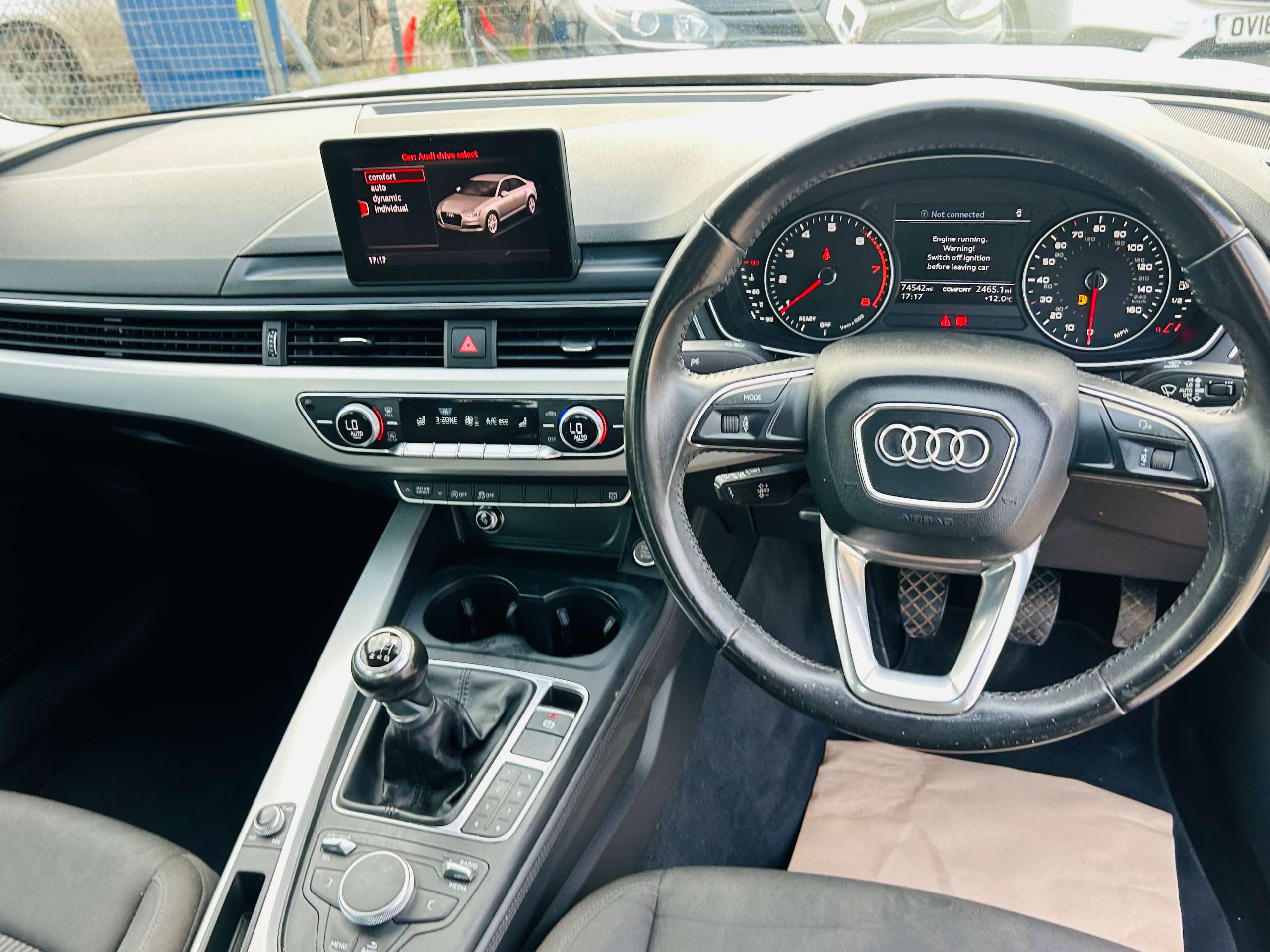 2016 AUDI A4 2016 AUDI A4