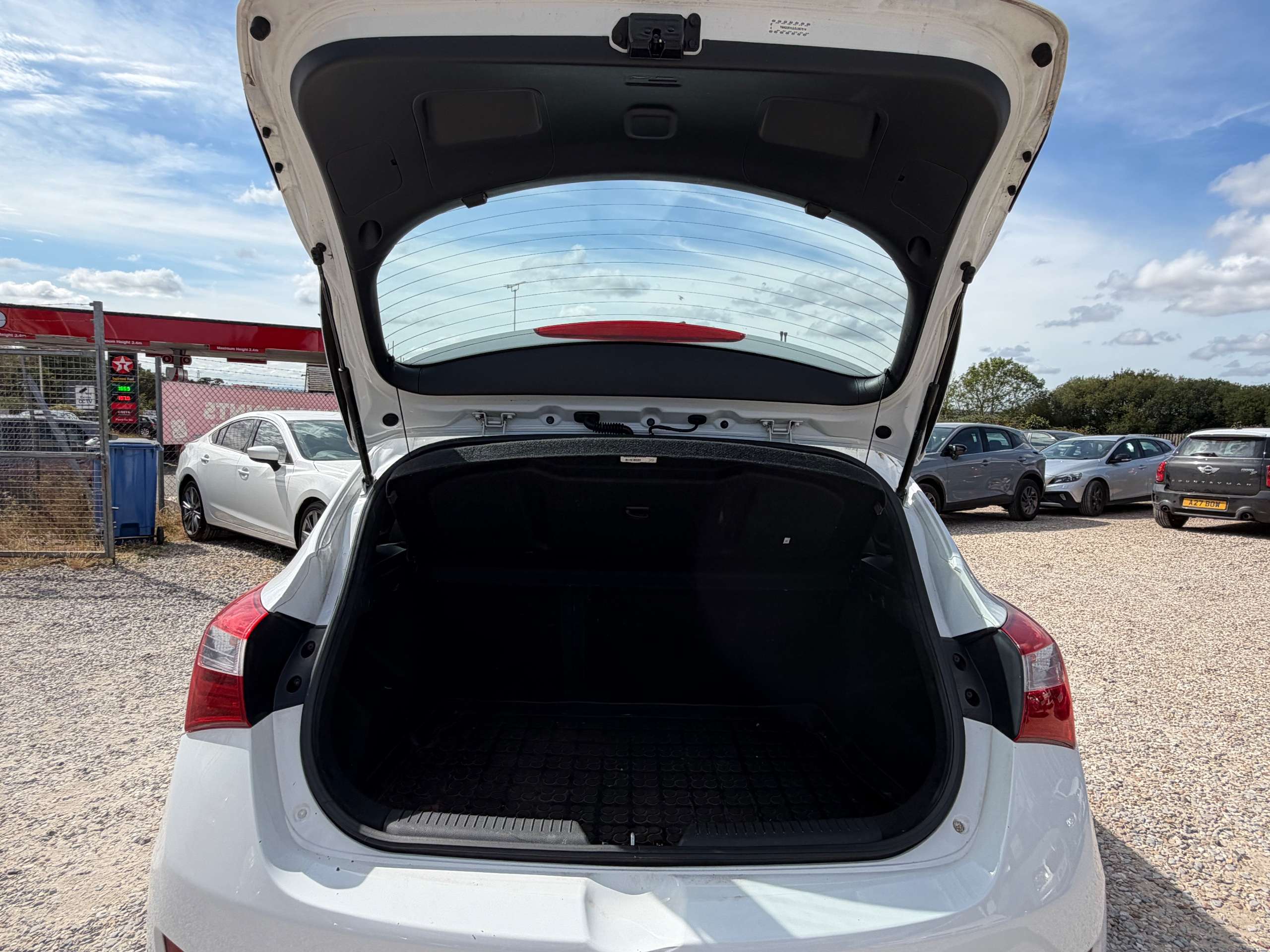 2015 HYUNDAI I30 2015 HYUNDAI I30