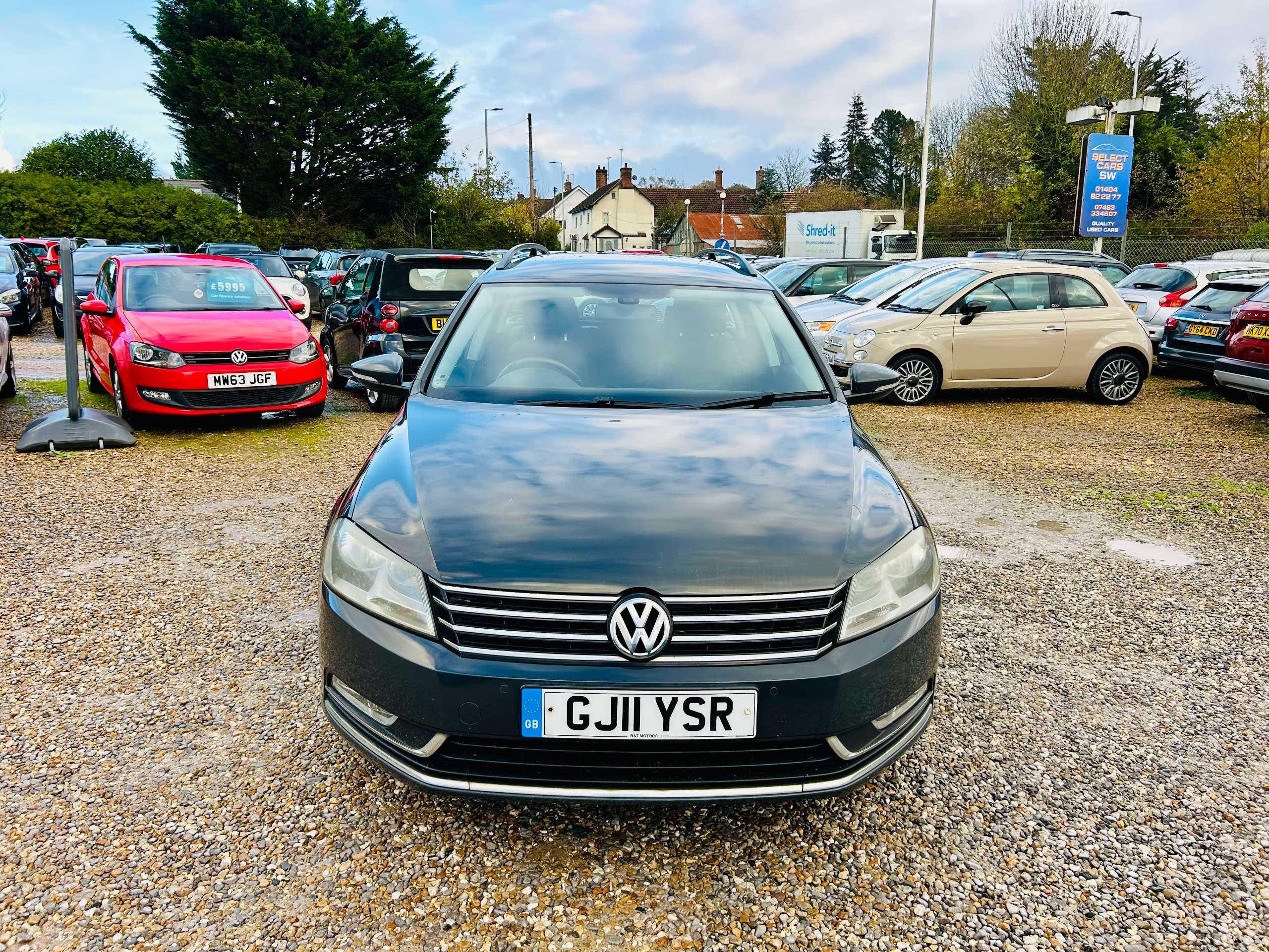 A 2011 VOLKSWAGEN PASSAT 2.0 TDI BlueMotion Tech SE Estate 5dr Diesel Manual Euro 5 (s/s) (140 ps) A 2011 VOLKSWAGEN PASSAT 2.0 TDI BlueMotion Tech SE Estate 5dr Diesel Manual Euro 5 (s/s) (140 ps)