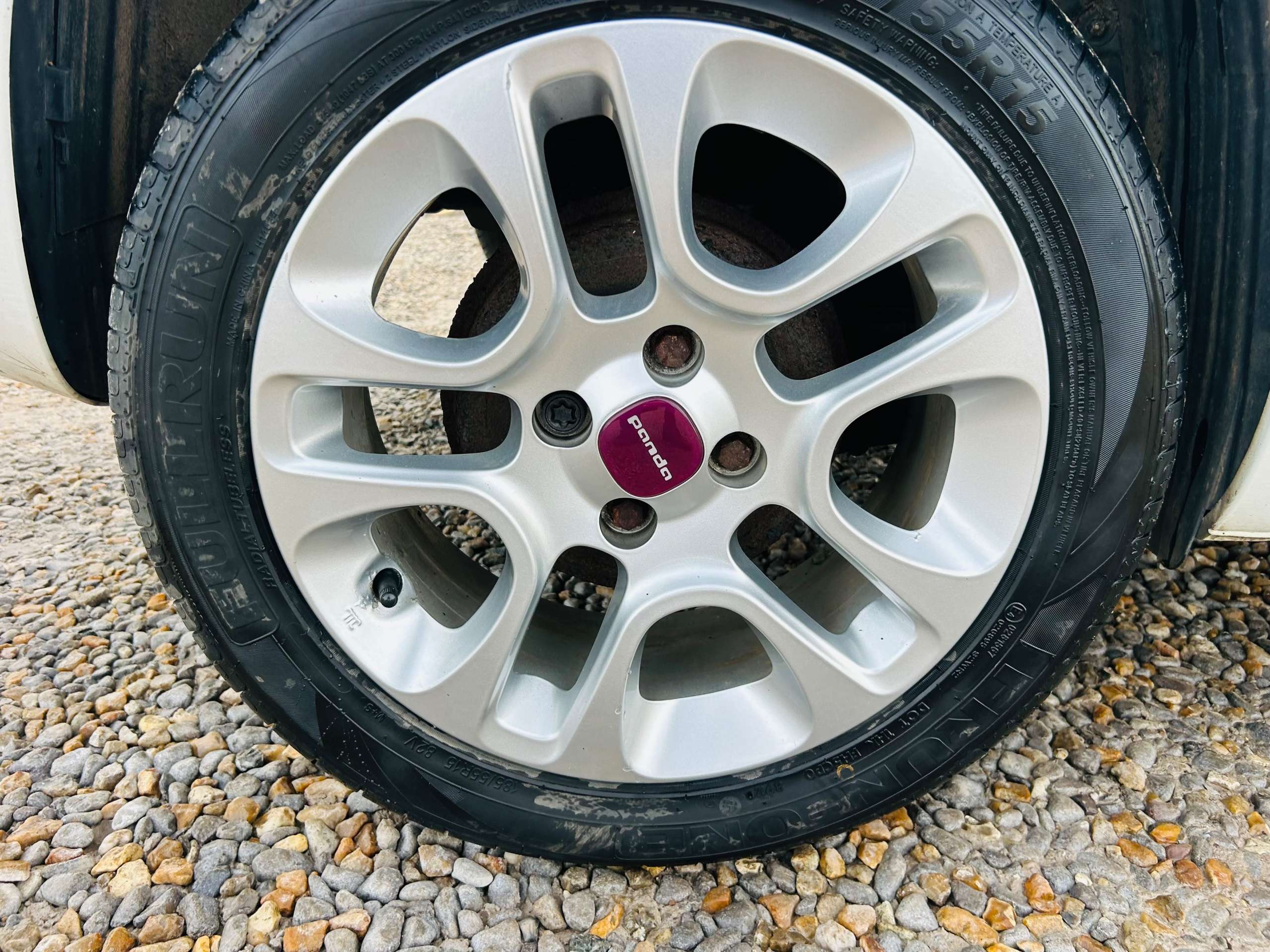 A 2012 FIAT PANDA 0.9 TwinAir Lounge Hatchback 5dr Petrol Manual Euro 5 (s/s) (85 bhp) A 2012 FIAT PANDA 0.9 TwinAir Lounge Hatchback 5dr Petrol Manual Euro 5 (s/s) (85 bhp)