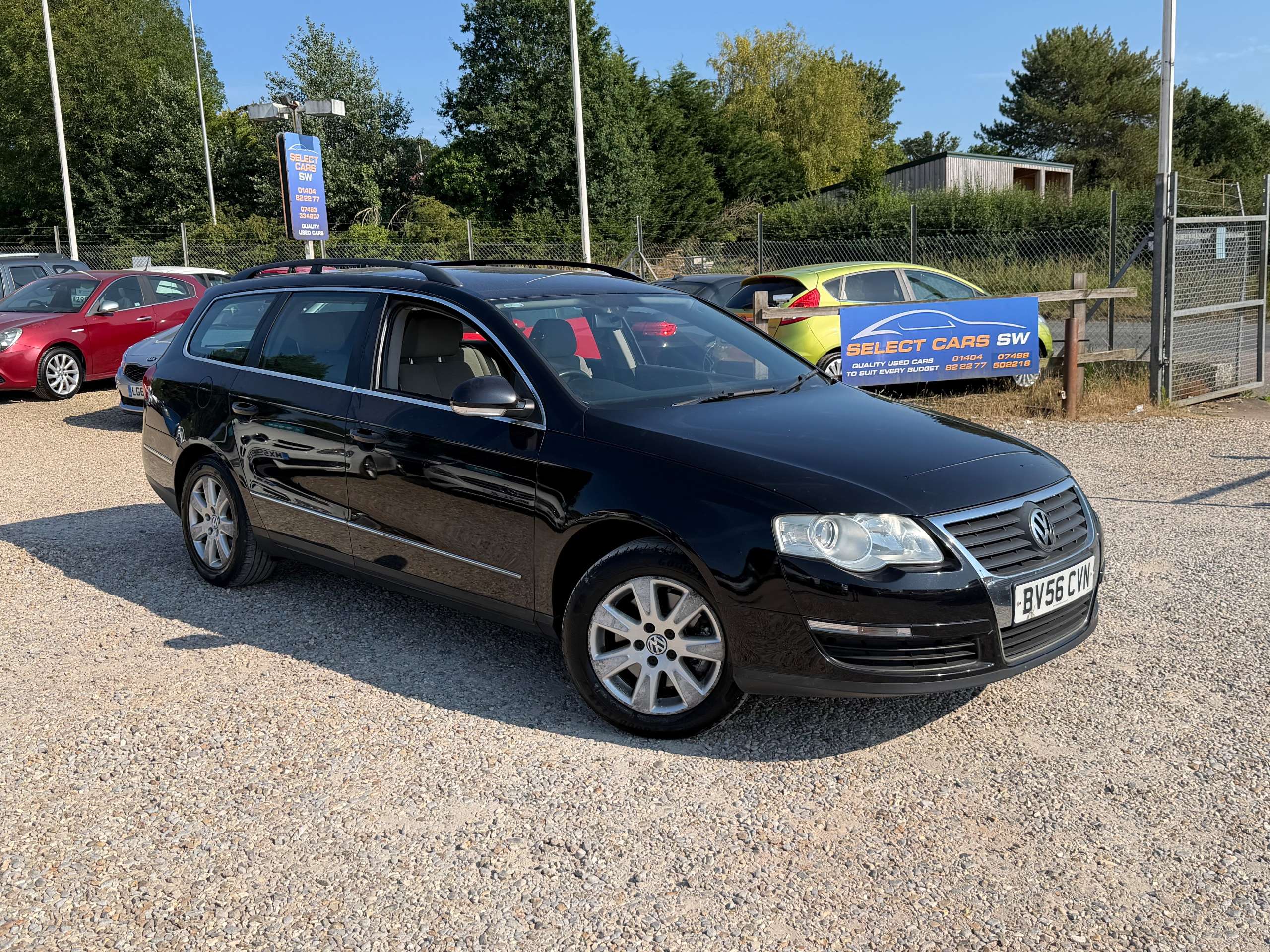 A 2006 VOLKSWAGEN PASSAT 2.0 FSI SE Estate 5dr Petrol Manual Euro 4 (150 ps) A 2006 VOLKSWAGEN PASSAT 2.0 FSI SE Estate 5dr Petrol Manual Euro 4 (150 ps)