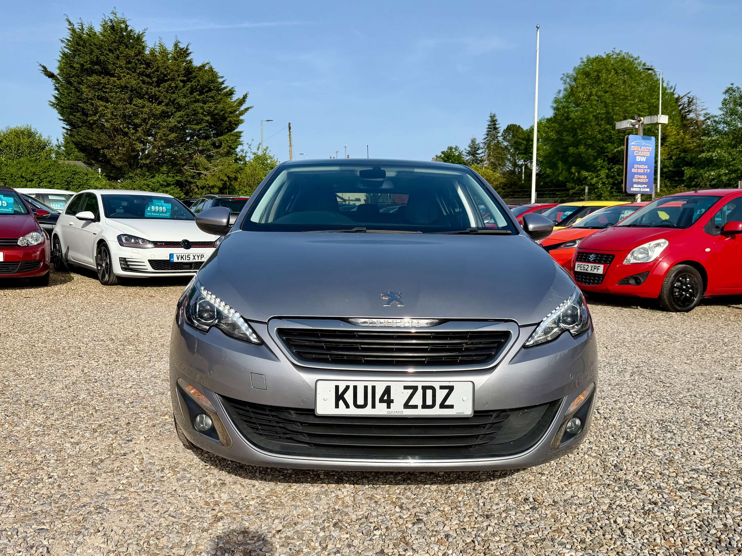 A 2014 PEUGEOT 308 BLUE HDI FELINE A 2014 PEUGEOT 308 BLUE HDI FELINE
