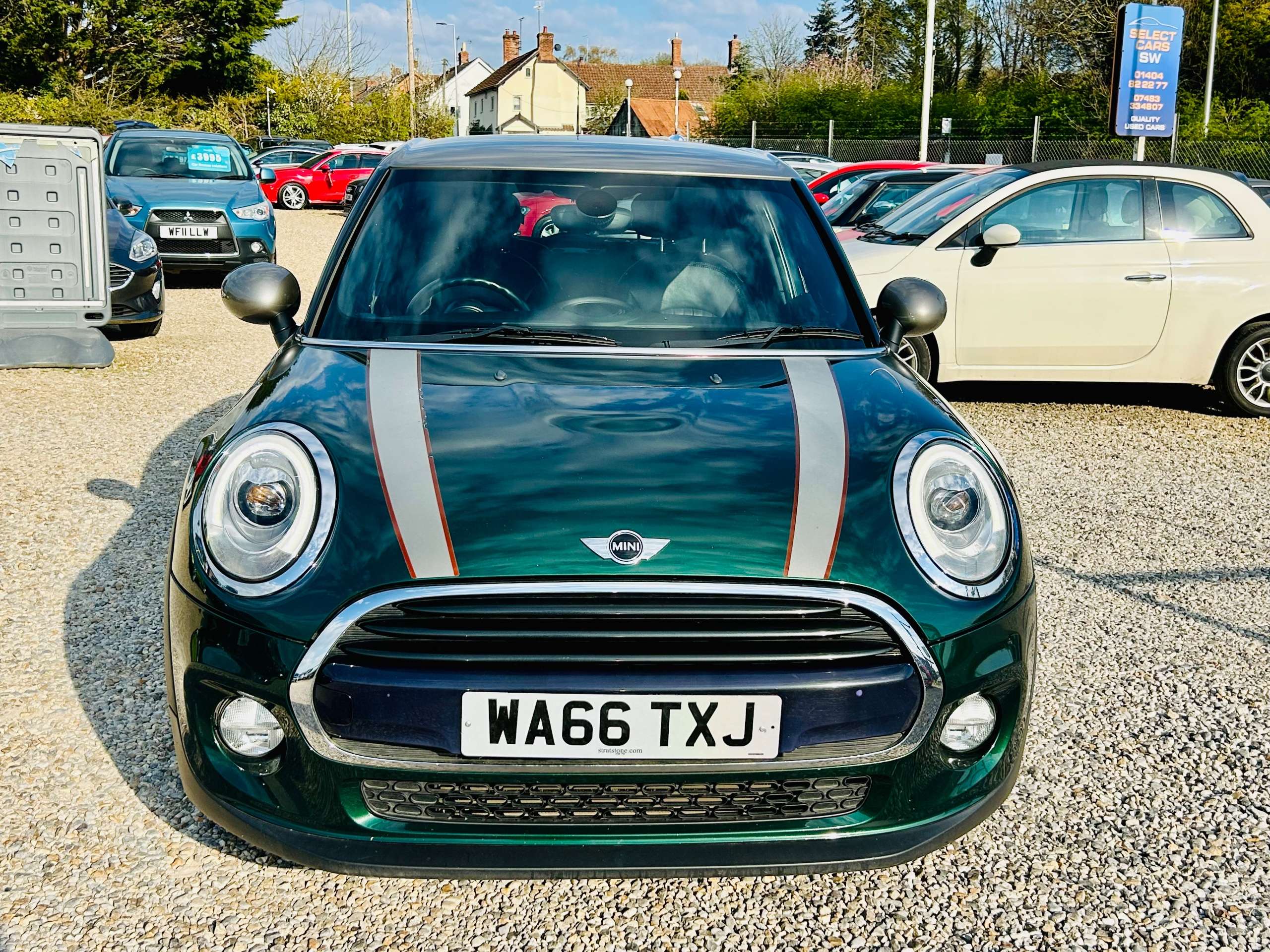 A 2016 MINI HATCH 1.5 Cooper Seven Hatchback 5dr Petrol Manual Euro 6 (s/s) (136 ps) A 2016 MINI HATCH 1.5 Cooper Seven Hatchback 5dr Petrol Manual Euro 6 (s/s) (136 ps)