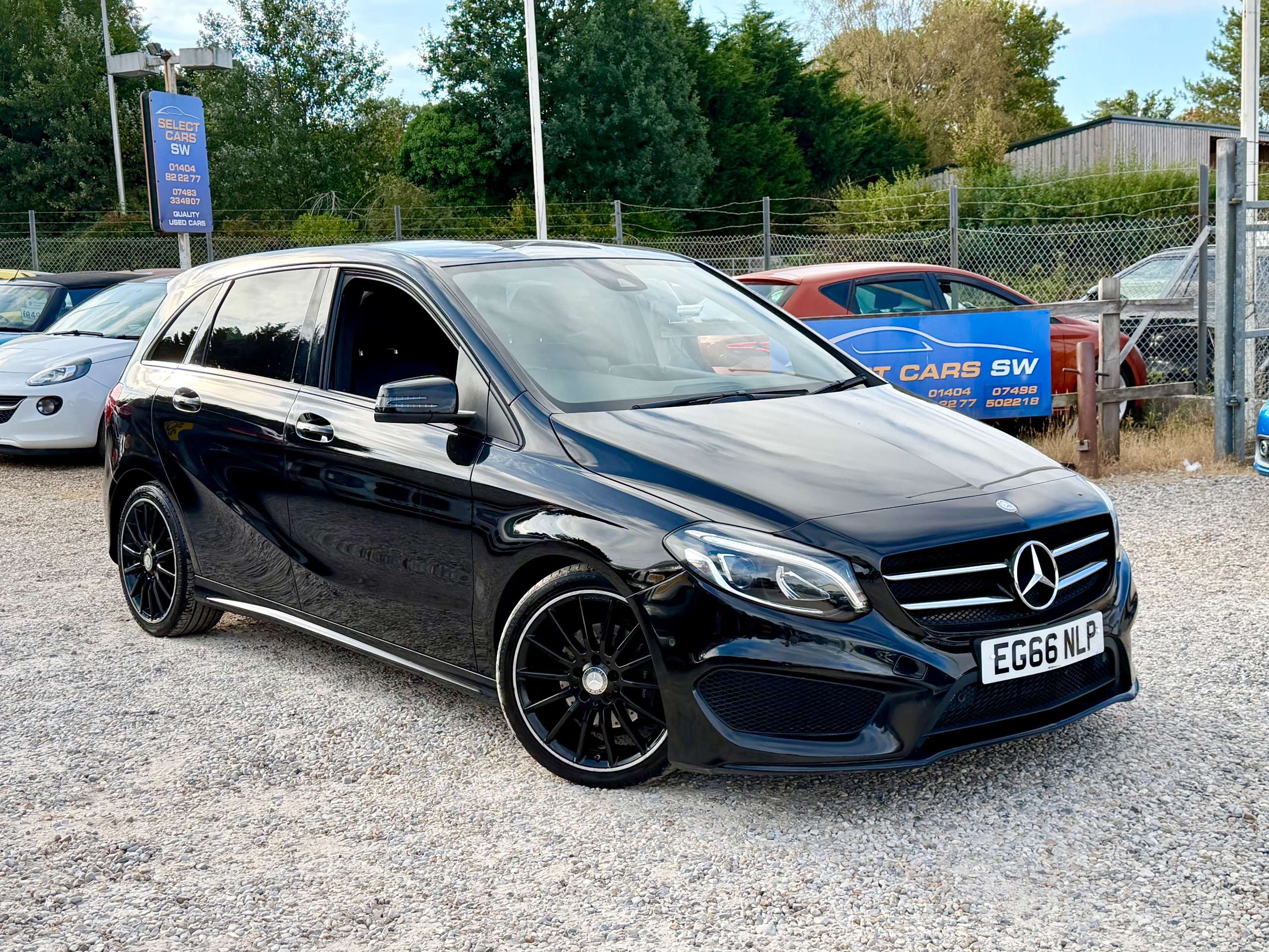 A 2017 MERCEDES-BENZ B CLASS 1.5 B180d AMG Line (Premium) MPV 5dr Diesel 7G-DCT Euro 6 (s/s) (109 ps) A 2017 MERCEDES-BENZ B CLASS 1.5 B180d AMG Line (Premium) MPV 5dr Diesel 7G-DCT Euro 6 (s/s) (109 ps)