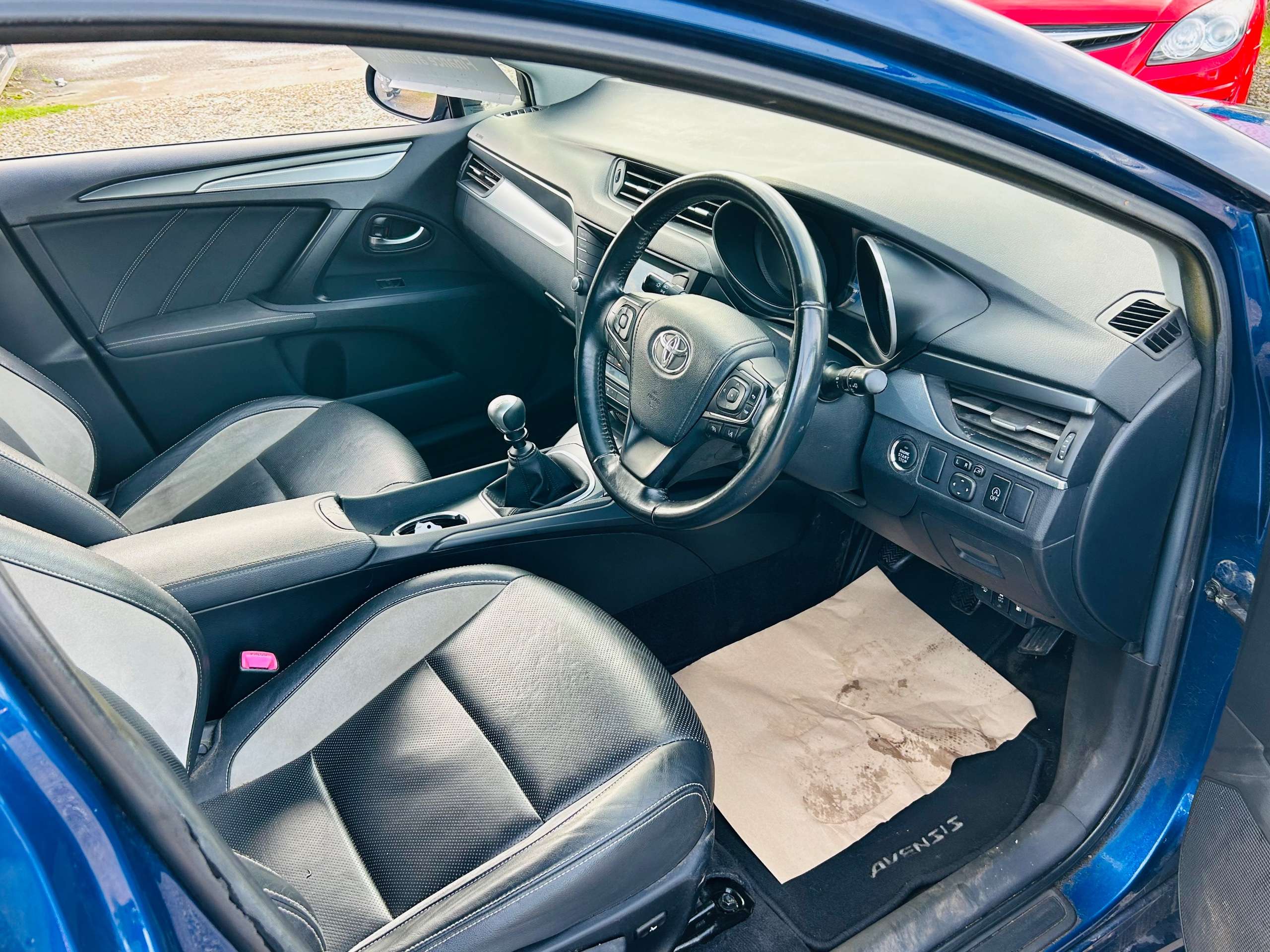 2016 TOYOTA AVENSIS 2016 TOYOTA AVENSIS