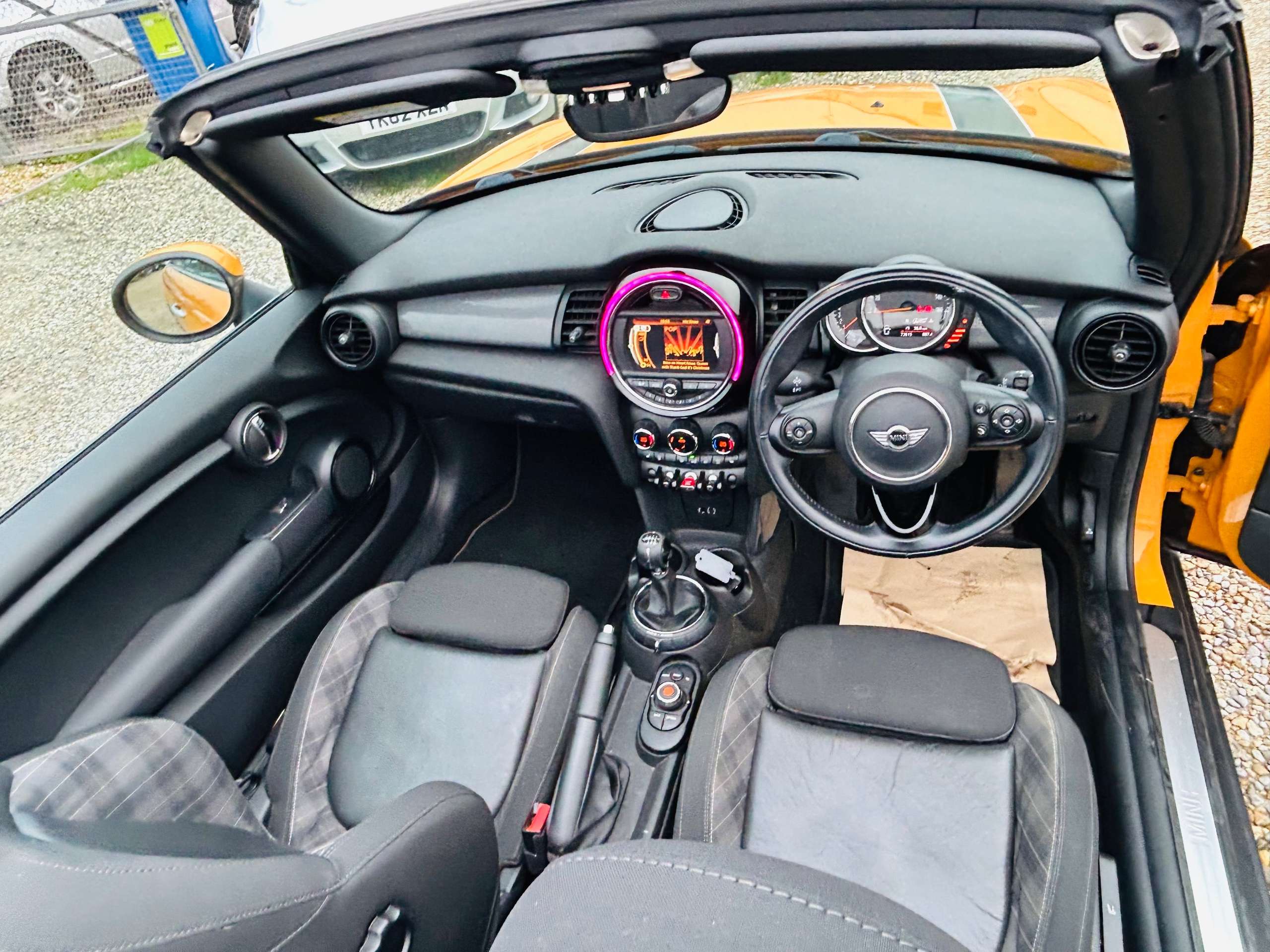 2016 MINI CONVERTIBLE 2016 MINI CONVERTIBLE