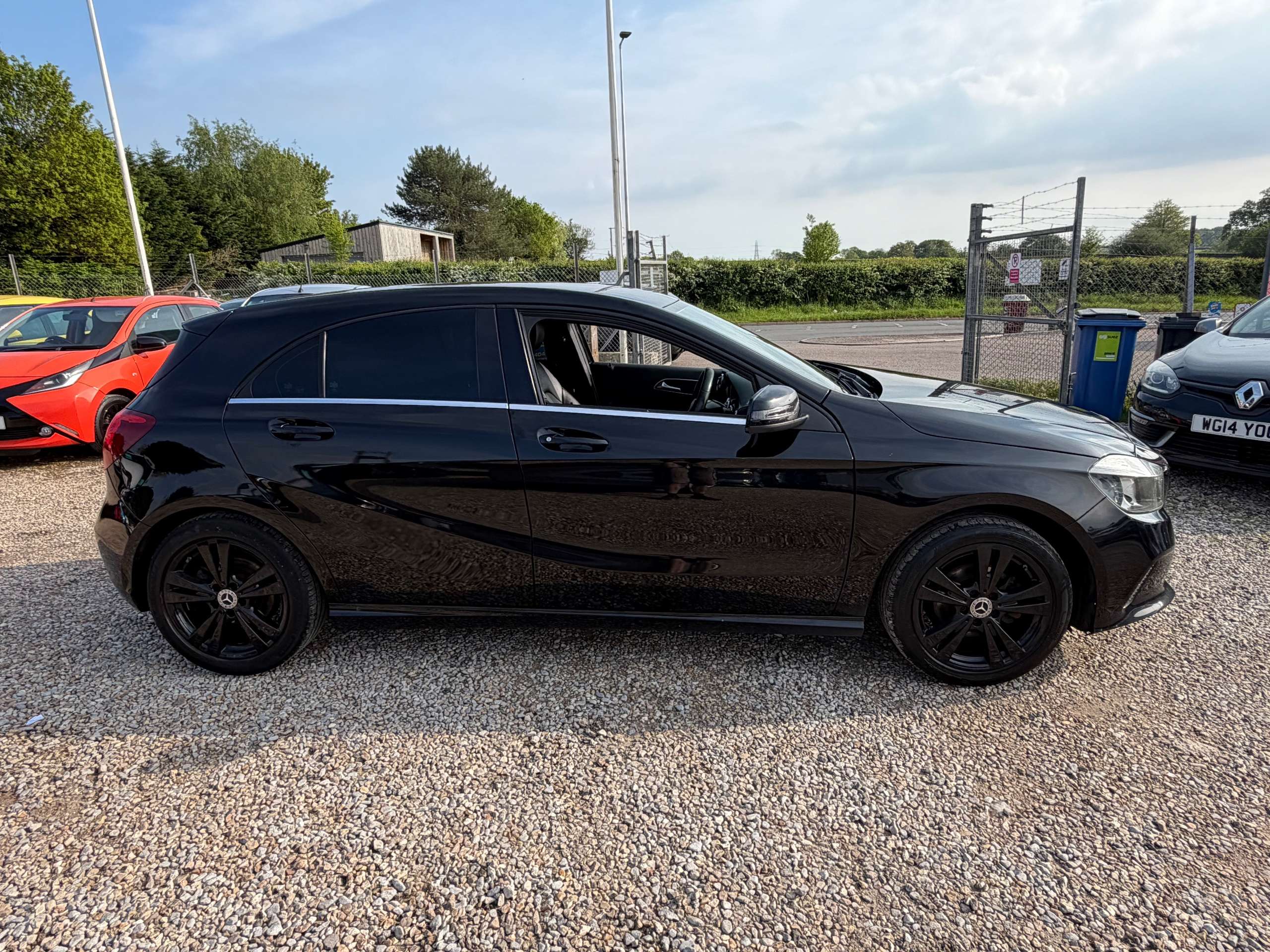 2017 MERCEDES-BENZ A CLASS 2017 MERCEDES-BENZ A CLASS
