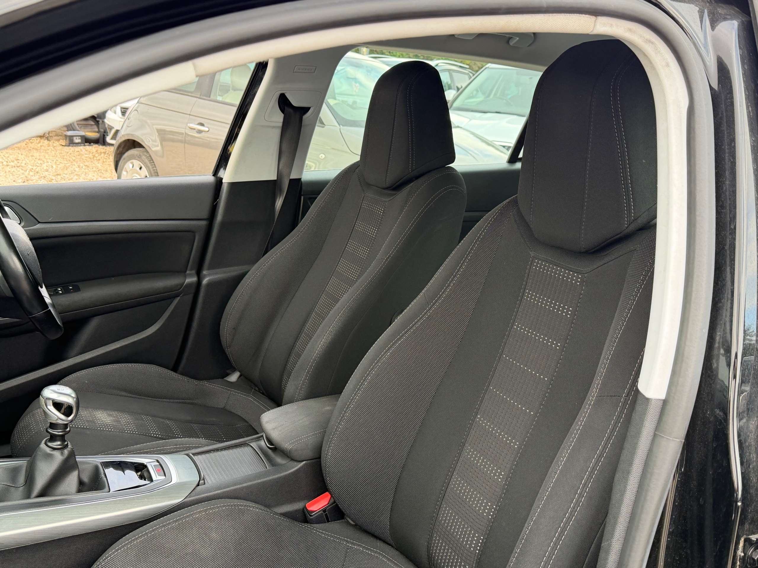 2016 PEUGEOT 308 2016 PEUGEOT 308