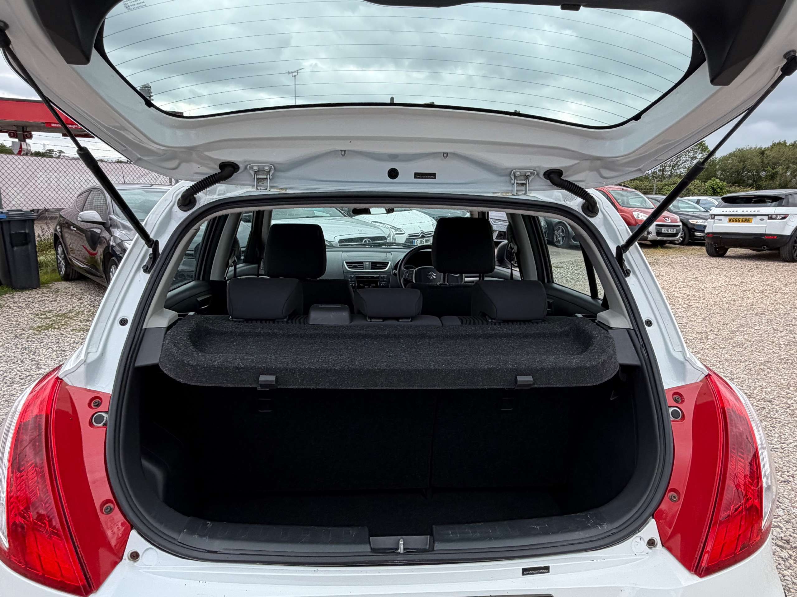 2012 SUZUKI SWIFT 2012 SUZUKI SWIFT