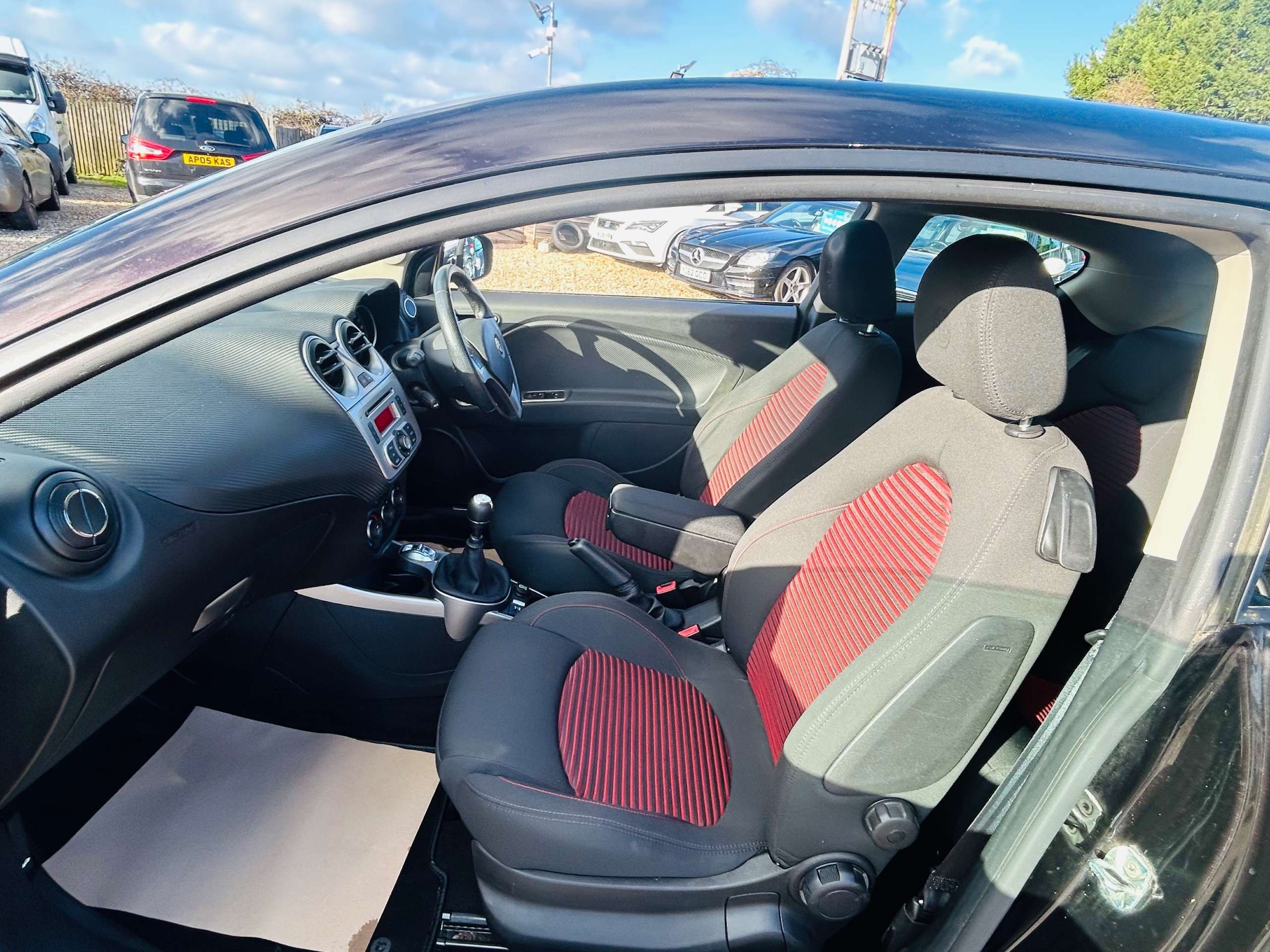 2011 ALFA ROMEO MITO 2011 ALFA ROMEO MITO