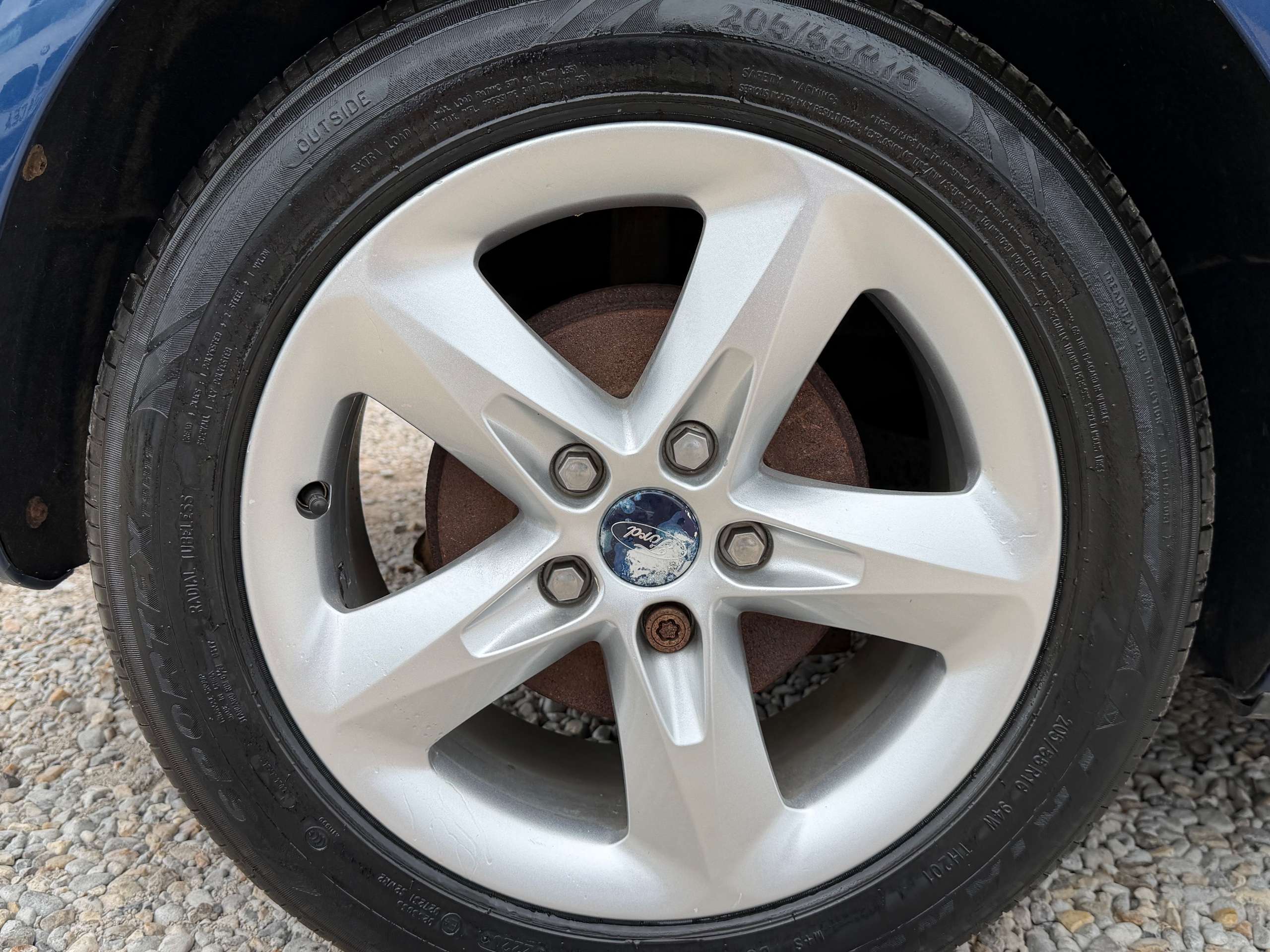A 2010 FORD FOCUS 1.6 Zetec Hatchback 5dr Petrol Manual (161 g/km, 99 bhp) A 2010 FORD FOCUS 1.6 Zetec Hatchback 5dr Petrol Manual (161 g/km, 99 bhp)