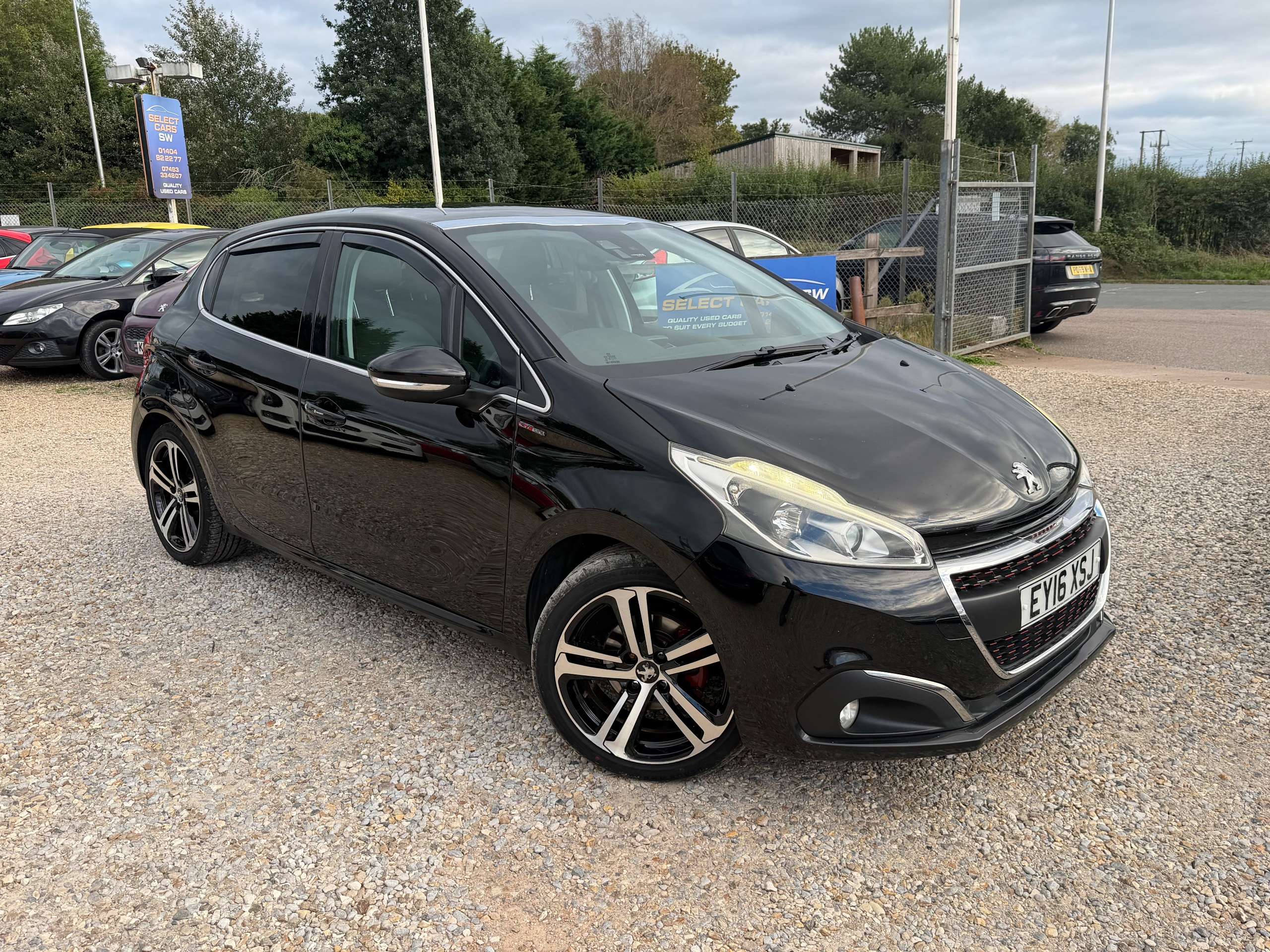 A 2016 PEUGEOT 208 1.6 BlueHDi GT Line Hatchback 5dr Diesel Manual Euro 6 (s/s) (120 ps) A 2016 PEUGEOT 208 1.6 BlueHDi GT Line Hatchback 5dr Diesel Manual Euro 6 (s/s) (120 ps)