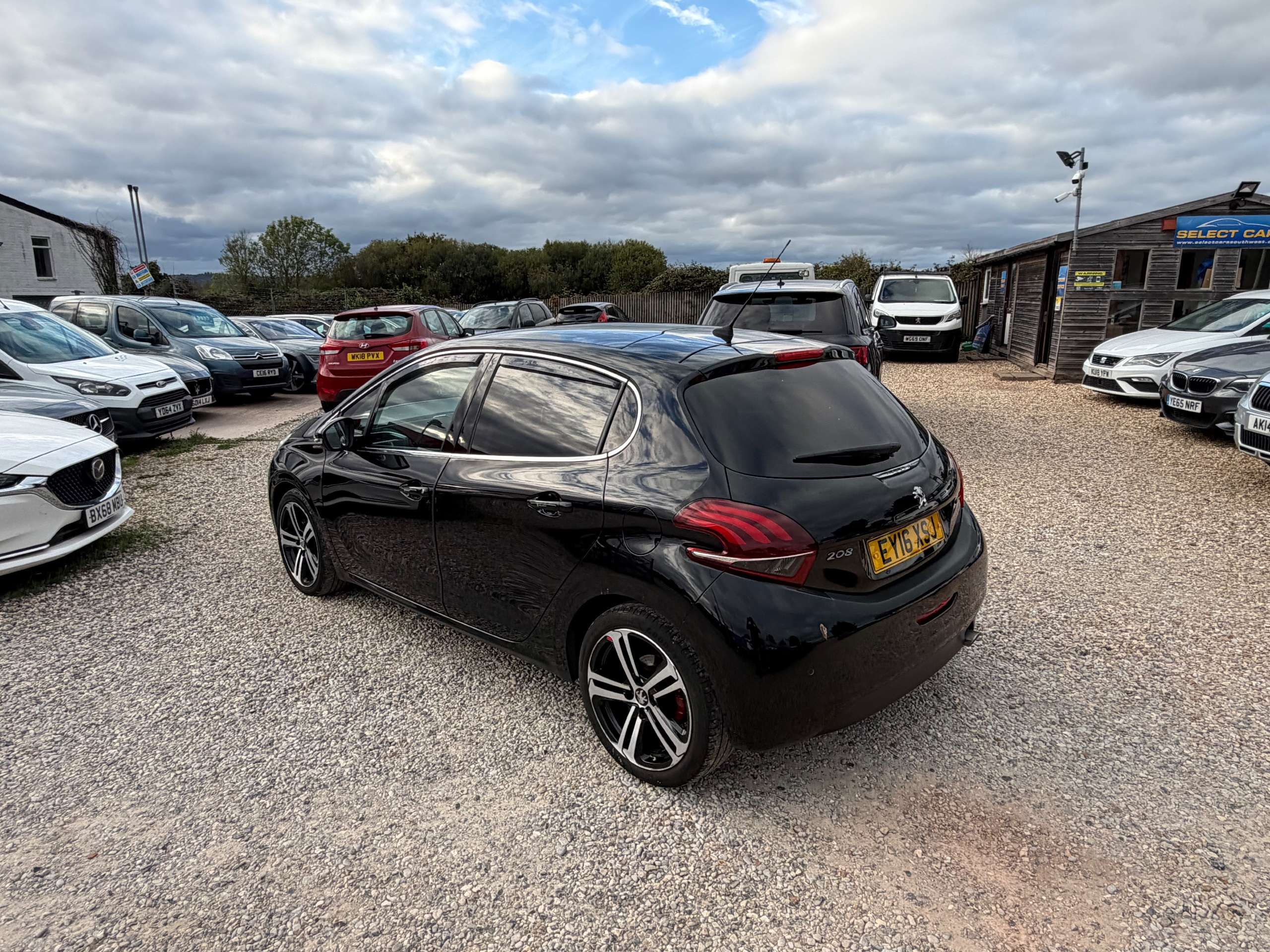 2016 PEUGEOT 208 2016 PEUGEOT 208
