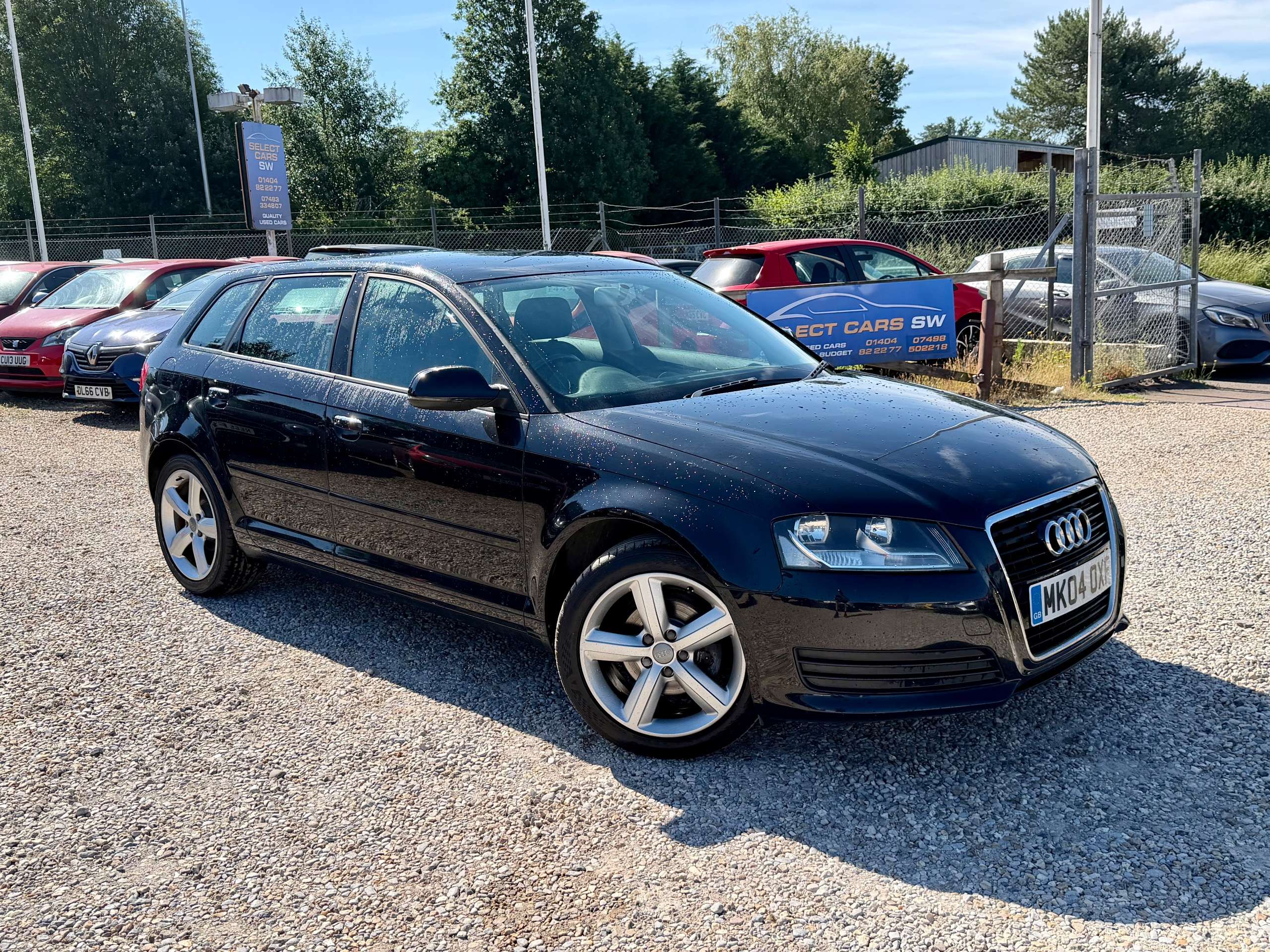 A 2010 AUDI A3 1.6 Technik Sportback 5dr Petrol Manual Euro 5 (102 ps) A 2010 AUDI A3 1.6 Technik Sportback 5dr Petrol Manual Euro 5 (102 ps)