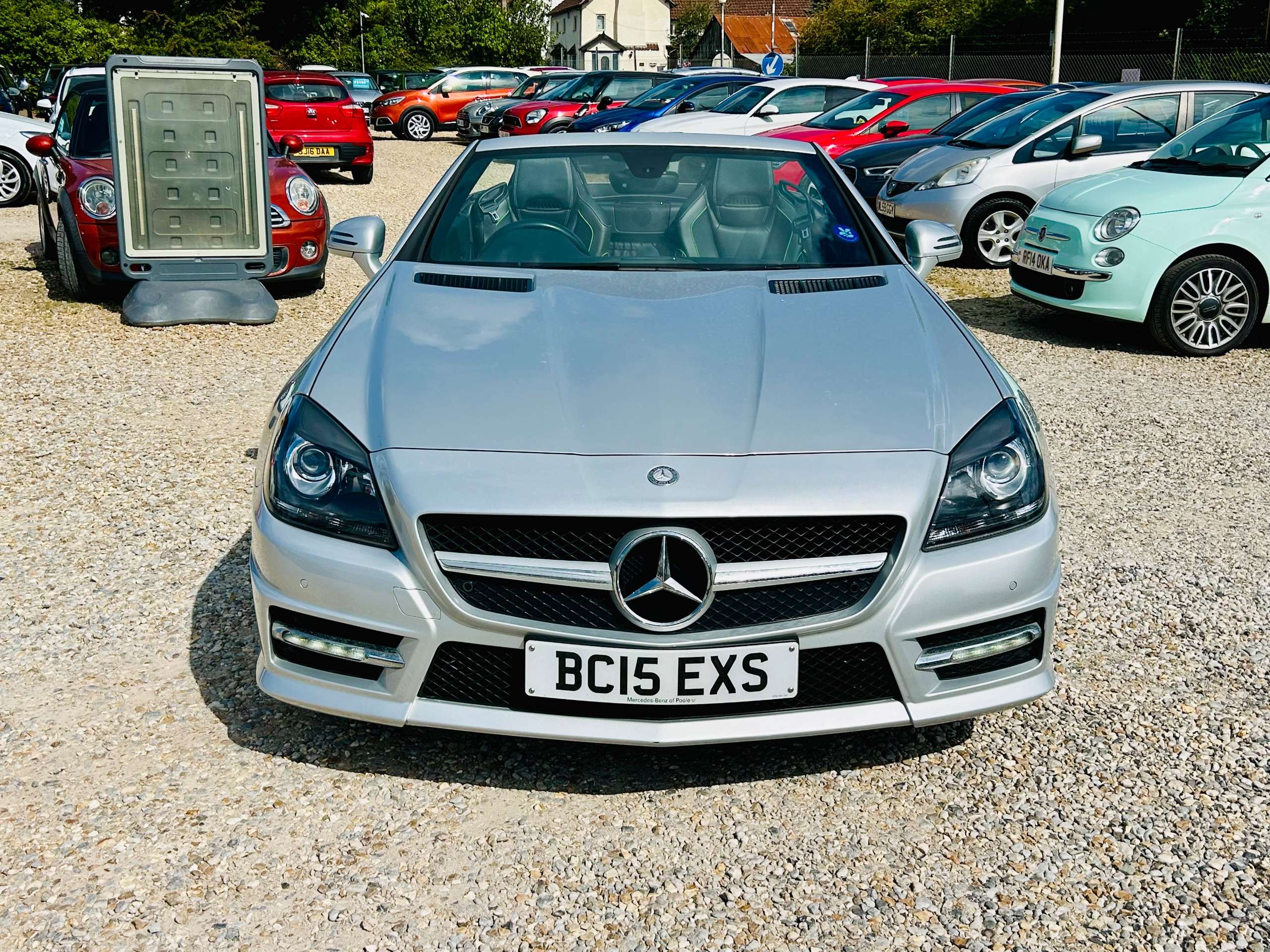 A 2015 MERCEDES-BENZ SLK 2.1 SLK250 CDI CarbonLOOK Edition Convertible 2dr Diesel G-Tronic+ Euro 5 (s/s) (204 ps) A 2015 MERCEDES-BENZ SLK 2.1 SLK250 CDI CarbonLOOK Edition Convertible 2dr Diesel G-Tronic+ Euro 5 (s/s) (204 ps)