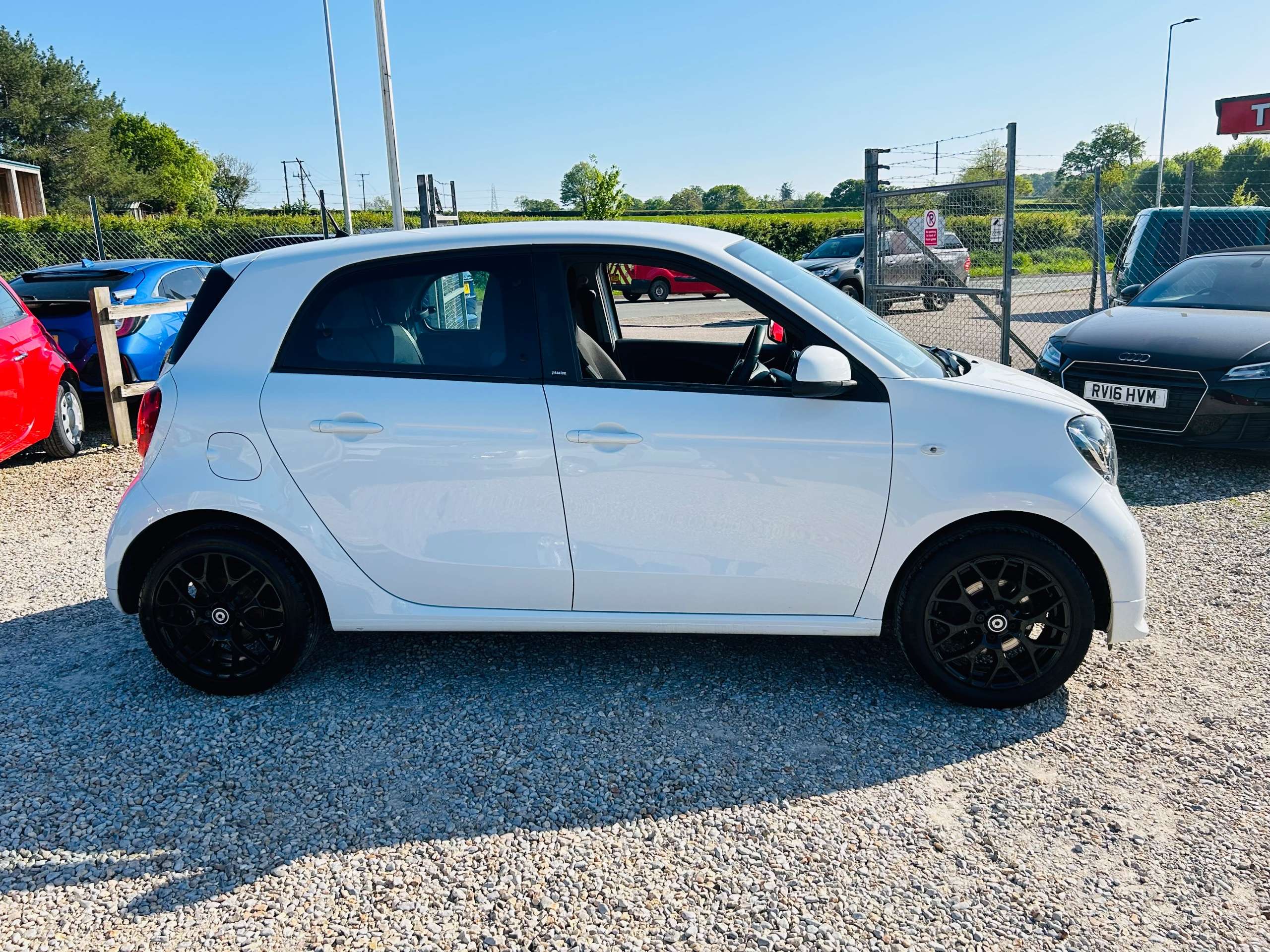 2019 SMART FORFOUR 2019 SMART FORFOUR