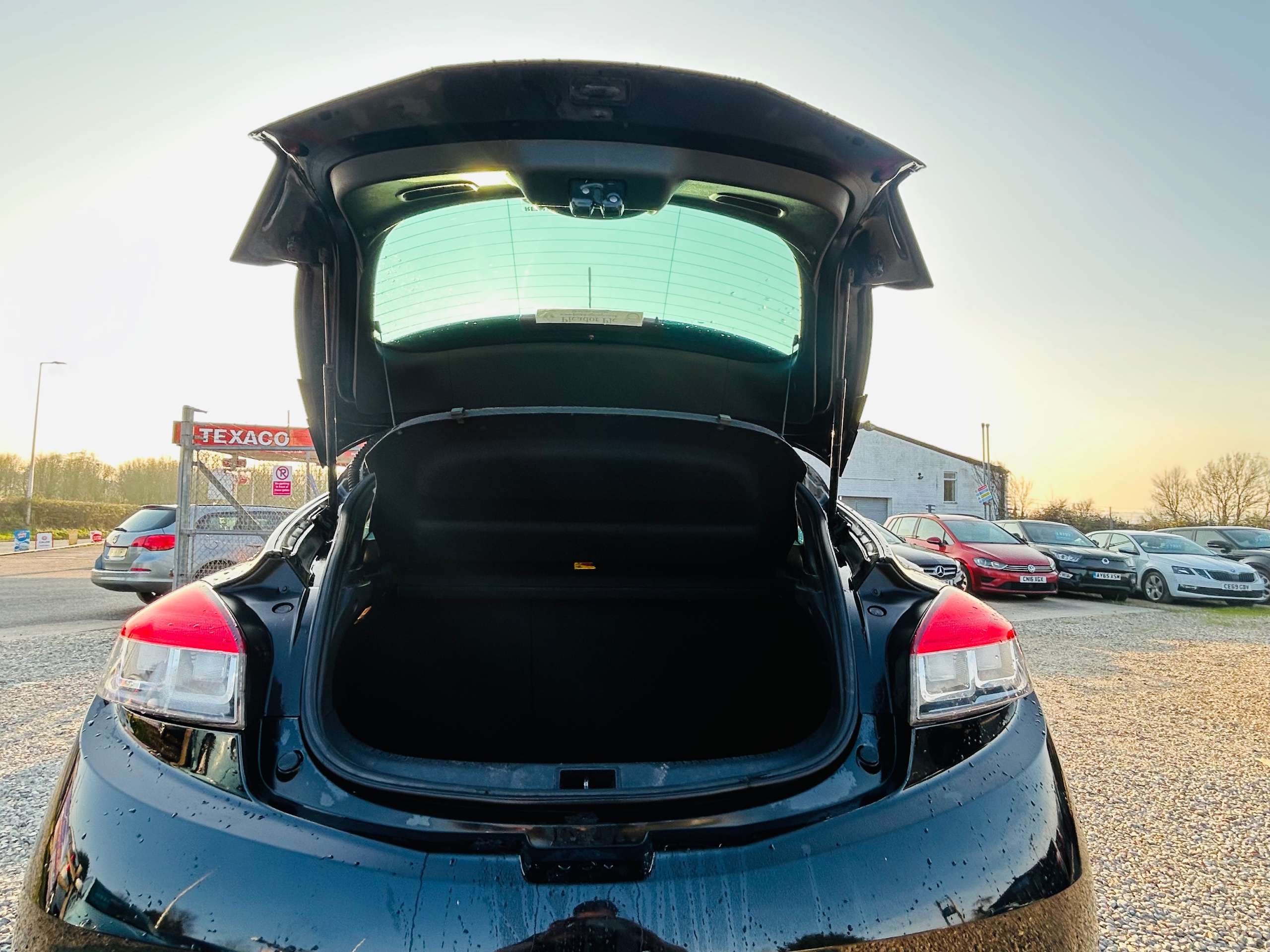 2014 RENAULT MEGANE 2014 RENAULT MEGANE