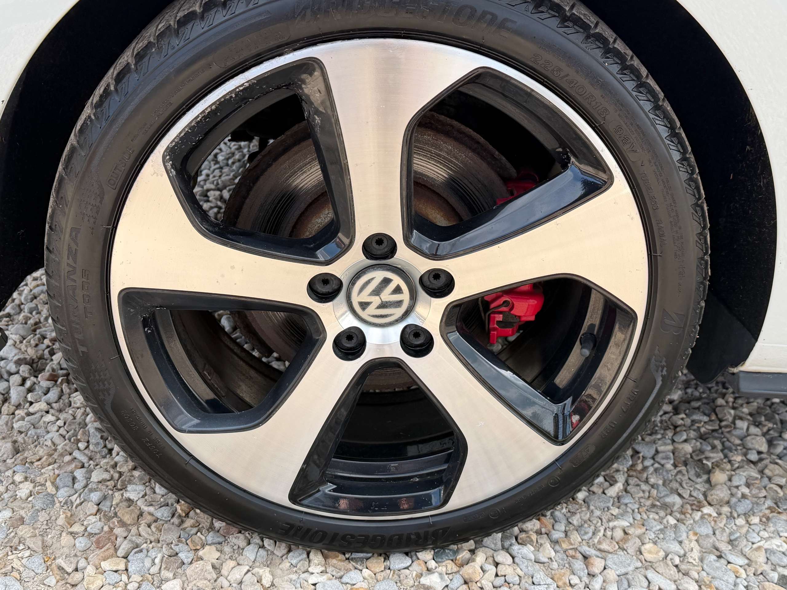 A 2015 VOLKSWAGEN GOLF 2.0 TSI BlueMotion Tech GTI Launch Hatchback 3dr Petrol Manual Euro 6 (s/s) (220 ps) A 2015 VOLKSWAGEN GOLF 2.0 TSI BlueMotion Tech GTI Launch Hatchback 3dr Petrol Manual Euro 6 (s/s) (220 ps)