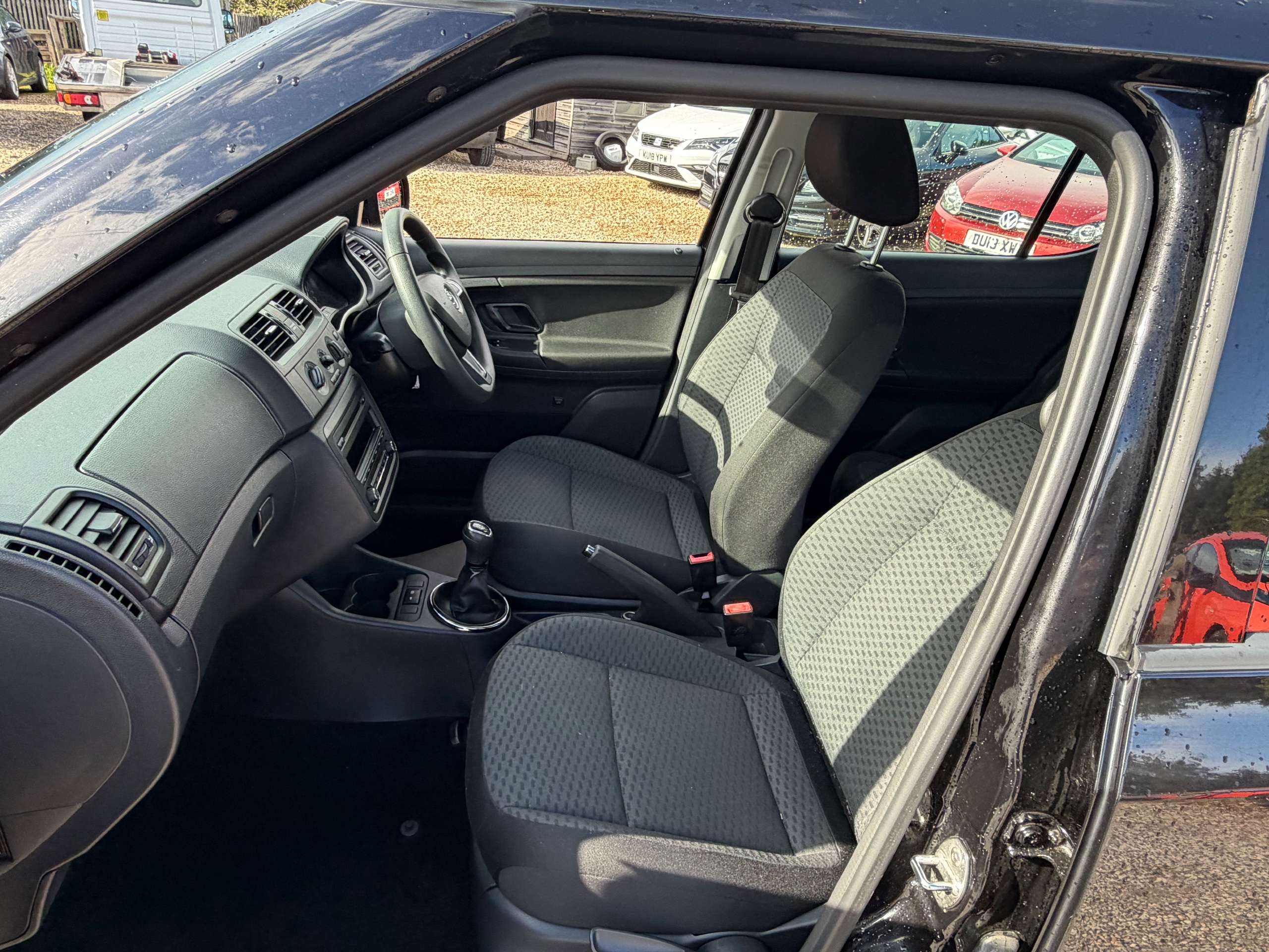 2014 SKODA FABIA 2014 SKODA FABIA