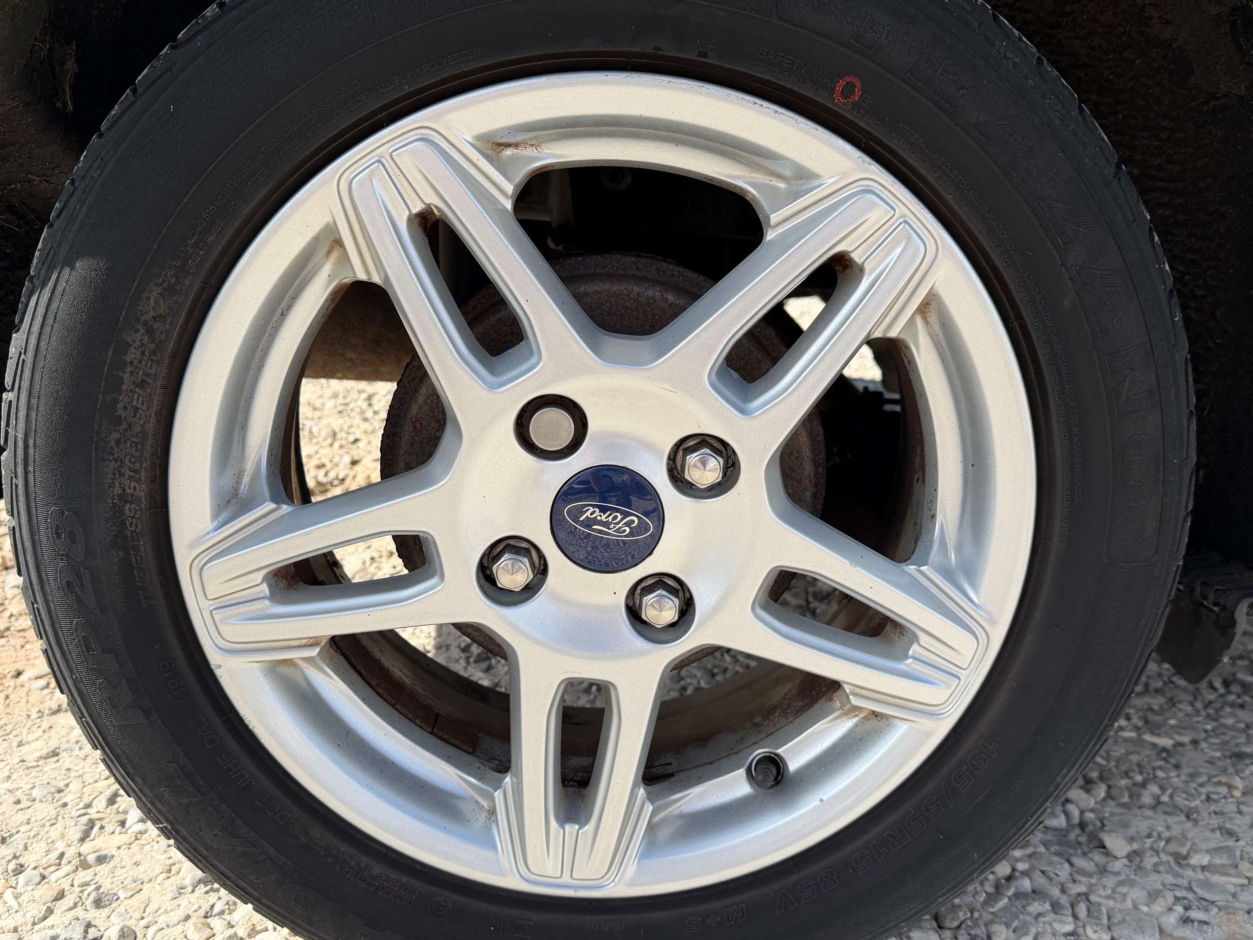 A 2013 FORD FIESTA 1.5 TDCi Zetec Hatchback 5dr Diesel Manual Euro 5 (75 ps) A 2013 FORD FIESTA 1.5 TDCi Zetec Hatchback 5dr Diesel Manual Euro 5 (75 ps)
