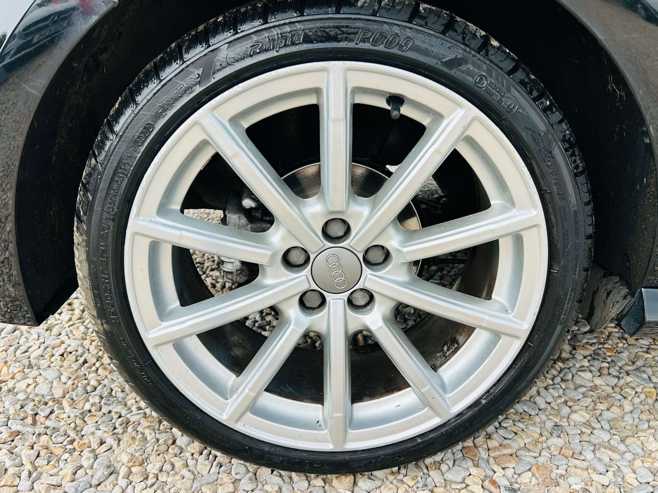 A 2016 AUDI A1 1.6 TDI S line Hatchback 3dr Diesel Manual Euro 6 (s/s) (116 ps) A 2016 AUDI A1 1.6 TDI S line Hatchback 3dr Diesel Manual Euro 6 (s/s) (116 ps)