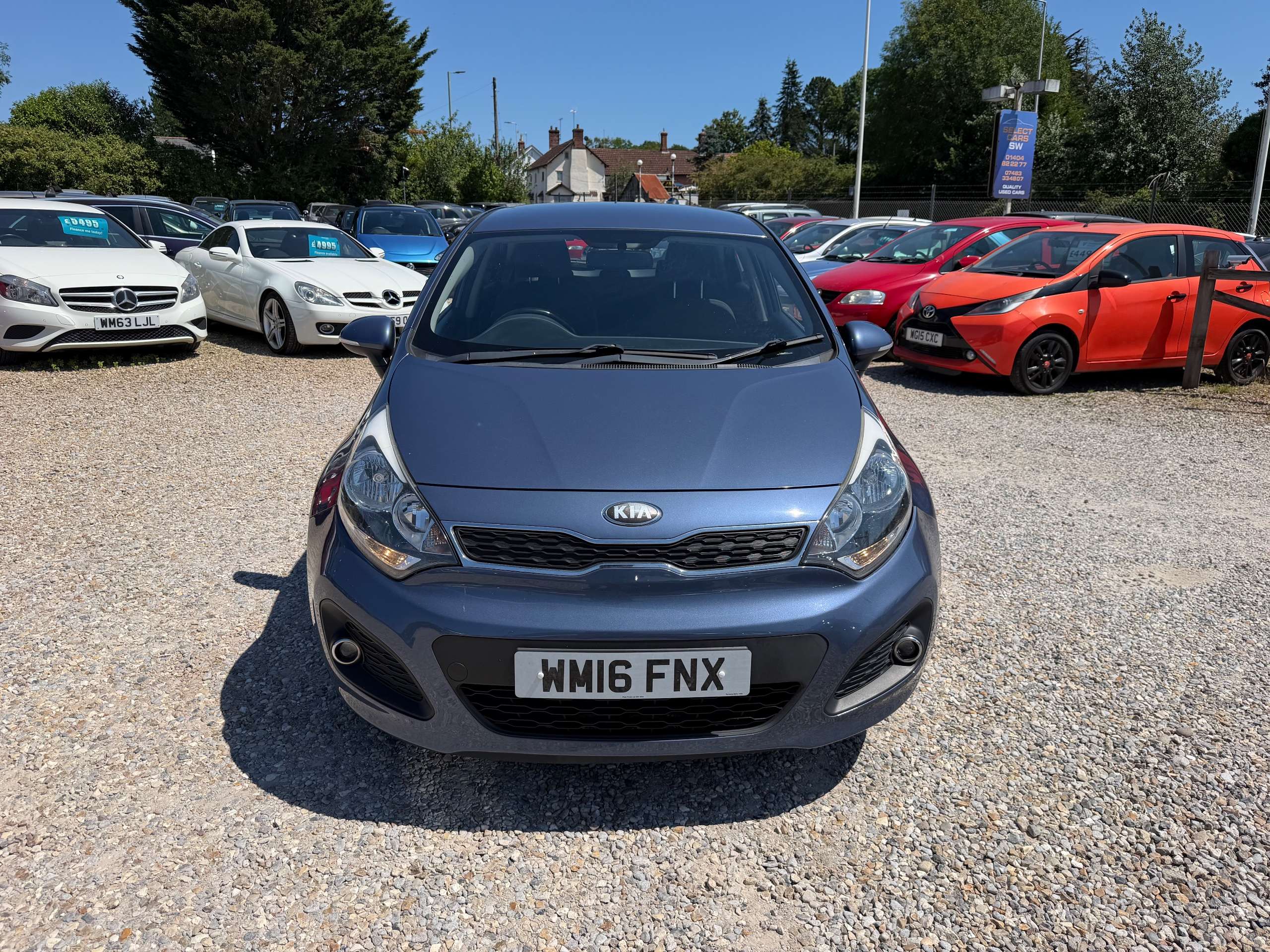 A 2016 KIA RIO 1.4 2 Hatchback 5dr Petrol Auto Euro 6 (107 bhp) A 2016 KIA RIO 1.4 2 Hatchback 5dr Petrol Auto Euro 6 (107 bhp)