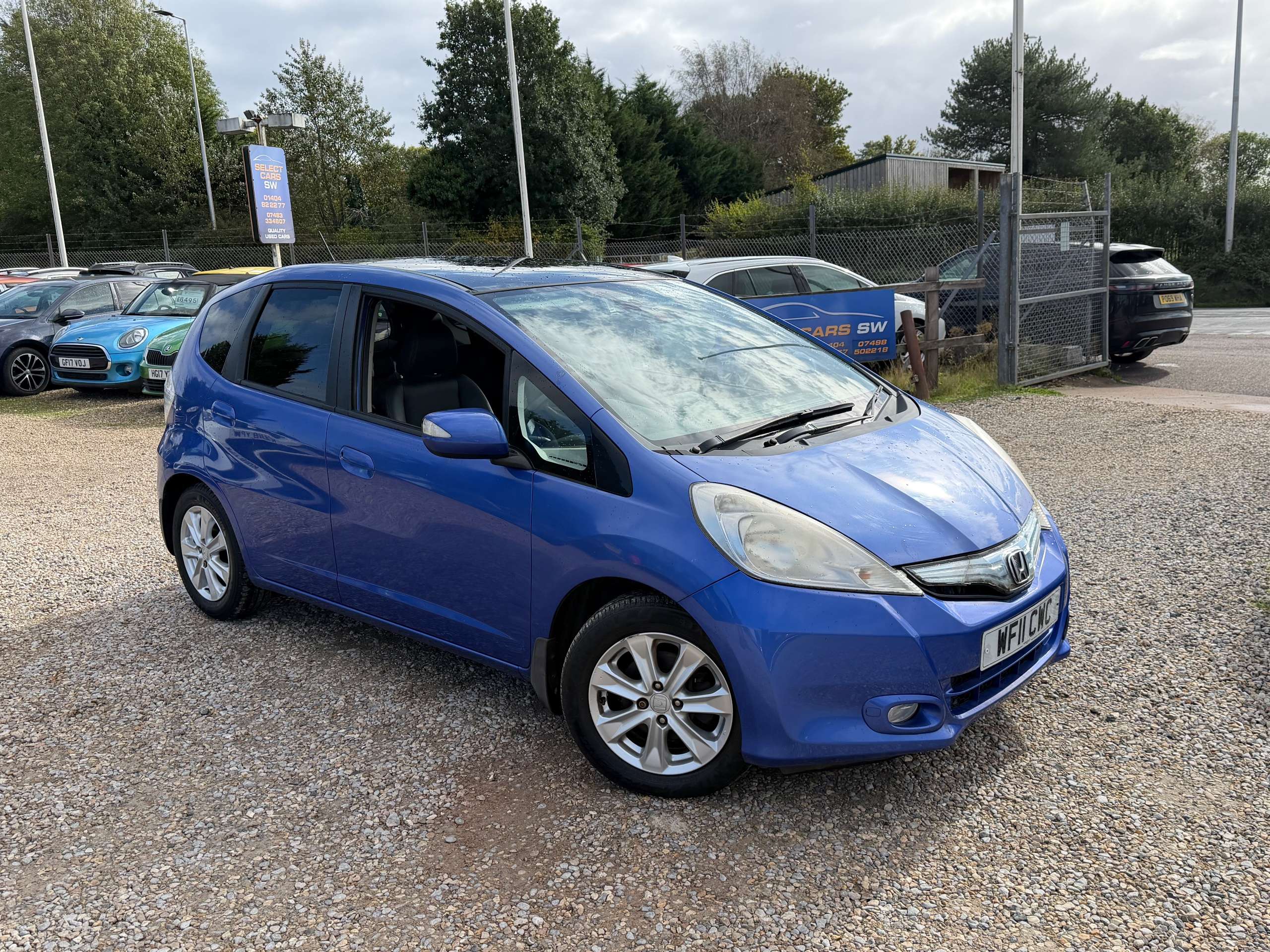 A 2011 HONDA JAZZ 1.3h IMA HX Hatchback 5dr Petrol Hybrid CVT Euro 5 (102 ps) A 2011 HONDA JAZZ 1.3h IMA HX Hatchback 5dr Petrol Hybrid CVT Euro 5 (102 ps)