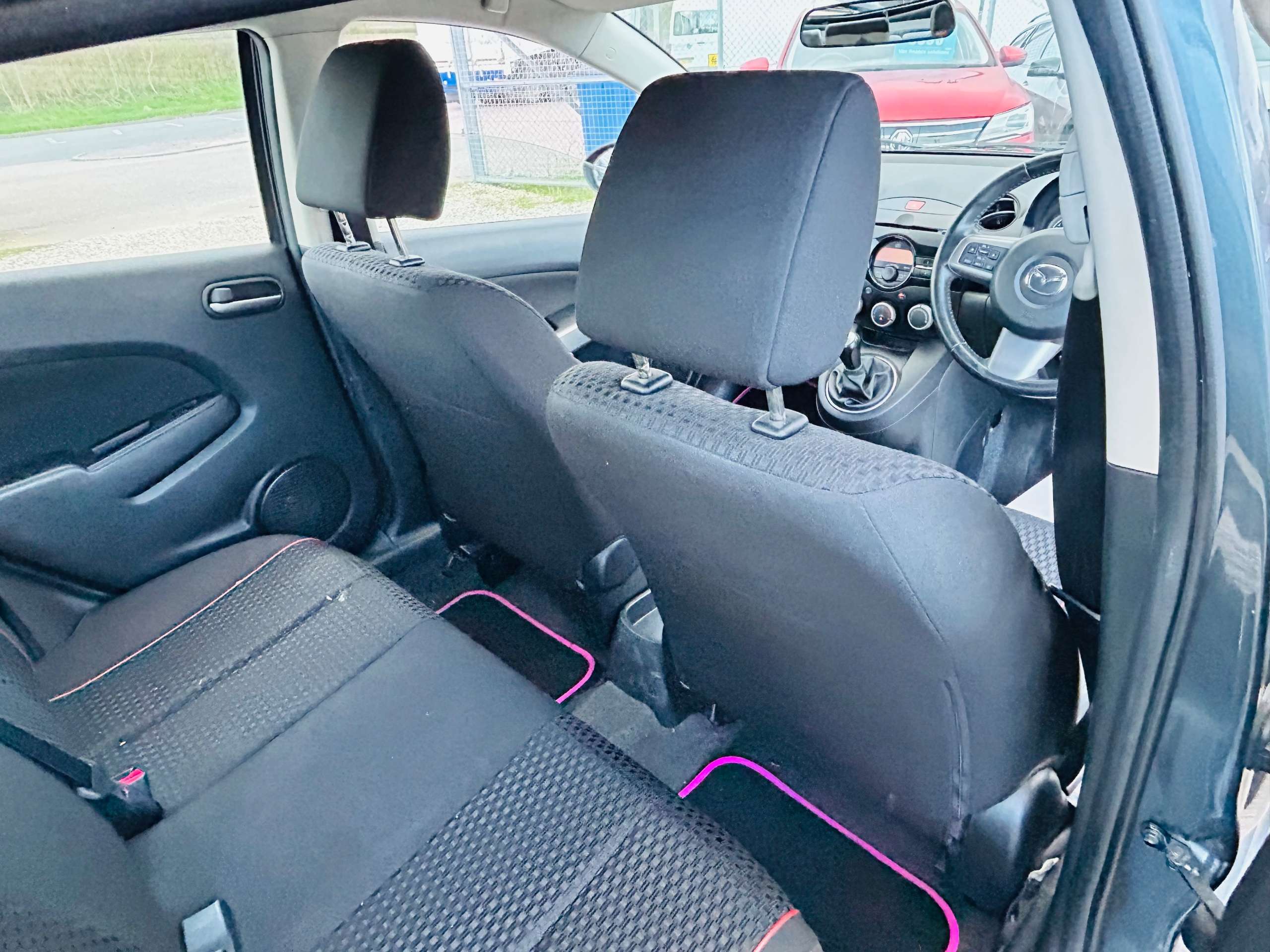 2011 MAZDA MAZDA2 2011 MAZDA MAZDA2