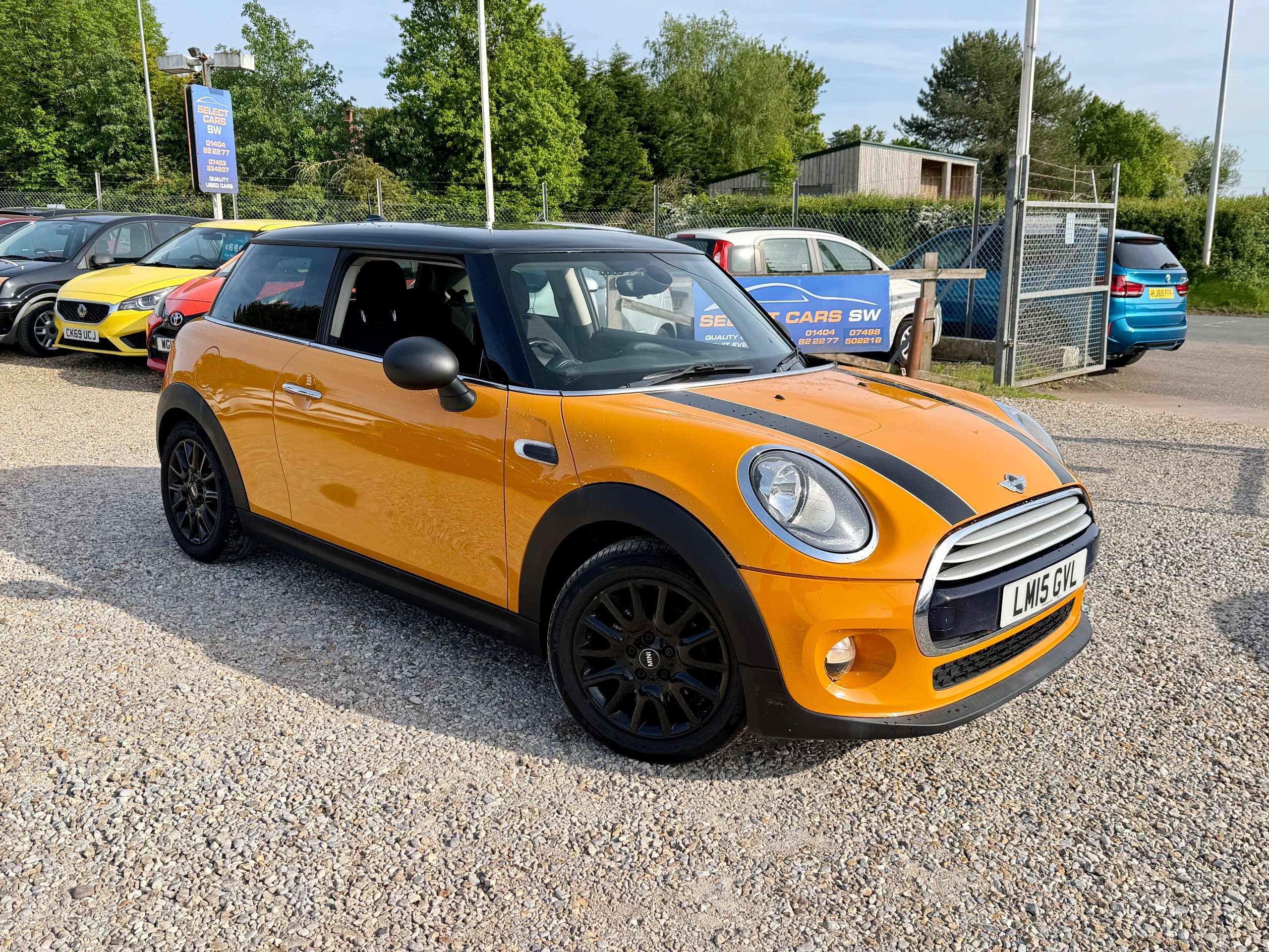 A 2015 MINI HATCH 1.5 Cooper D Hatchback 3dr Diesel Manual Euro 6 (s/s) (116 ps) A 2015 MINI HATCH 1.5 Cooper D Hatchback 3dr Diesel Manual Euro 6 (s/s) (116 ps)