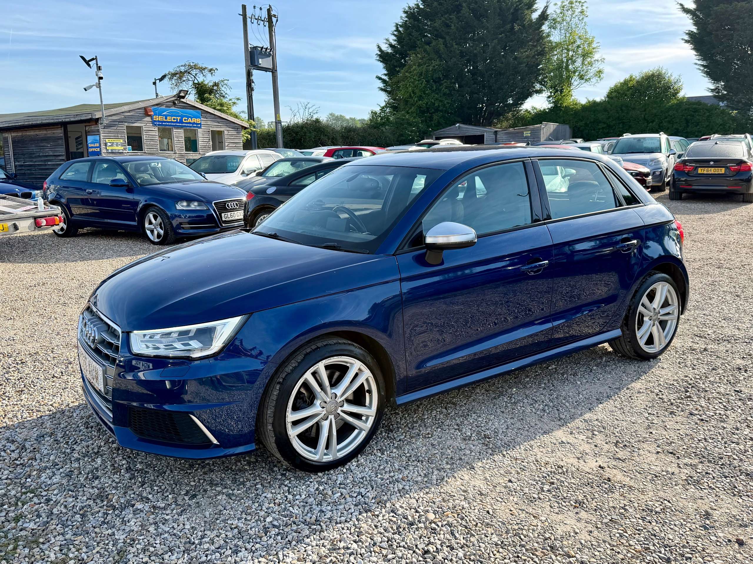 2015 AUDI S1 2015 AUDI S1