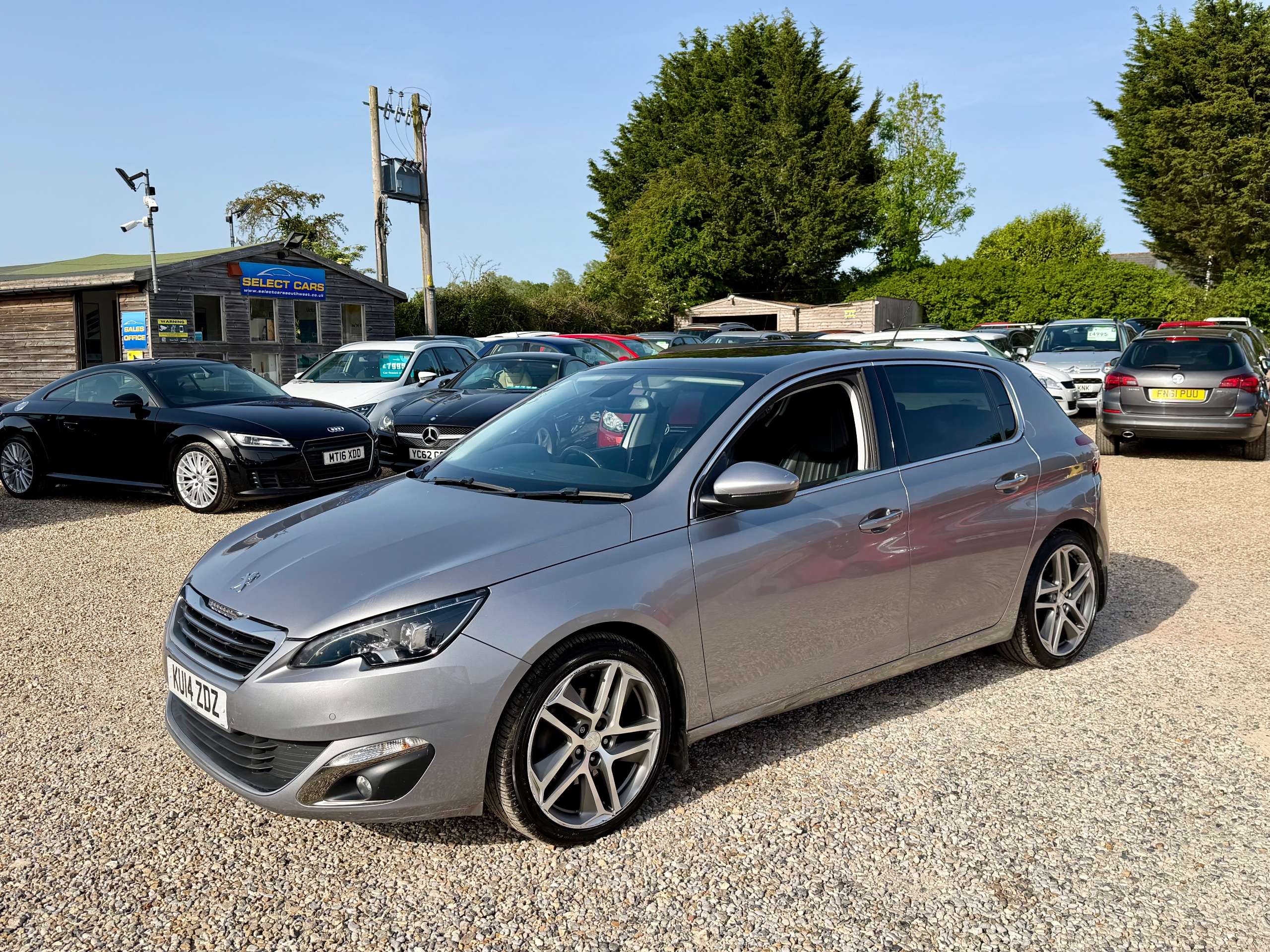 2014 PEUGEOT 308 2014 PEUGEOT 308