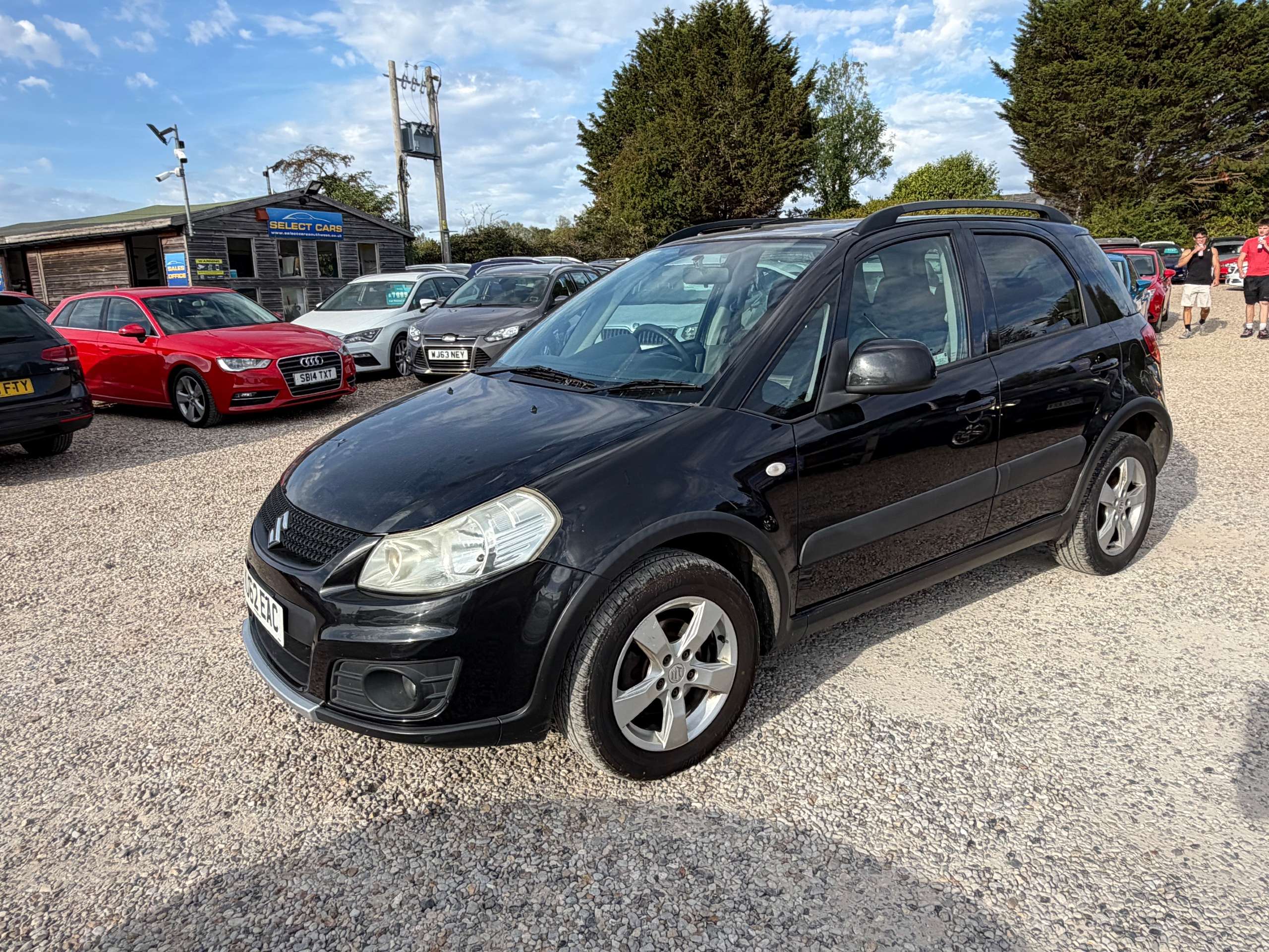 A 2012 SUZUKI SX4 1.6 SZ5 SUV 5dr Petrol Manual 4Grip Euro 5 (120 ps) A 2012 SUZUKI SX4 1.6 SZ5 SUV 5dr Petrol Manual 4Grip Euro 5 (120 ps)